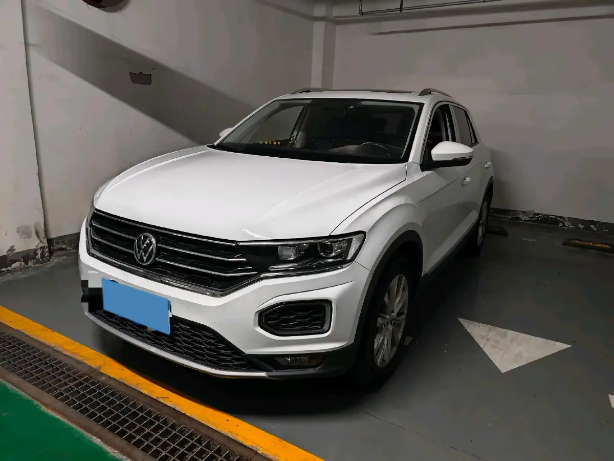 2021 Volkswagen T-Roc 1.4T 150HP L4 7DCT