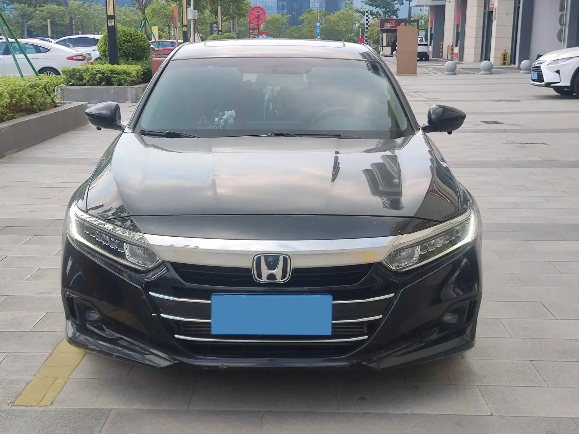 2022 HONDA ACCORD thumbnail 3