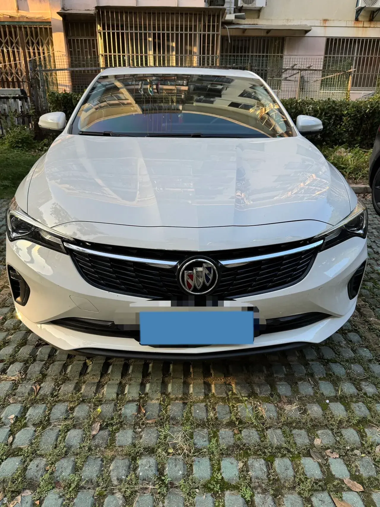 2023 BUICK VERANO thumbnail 3