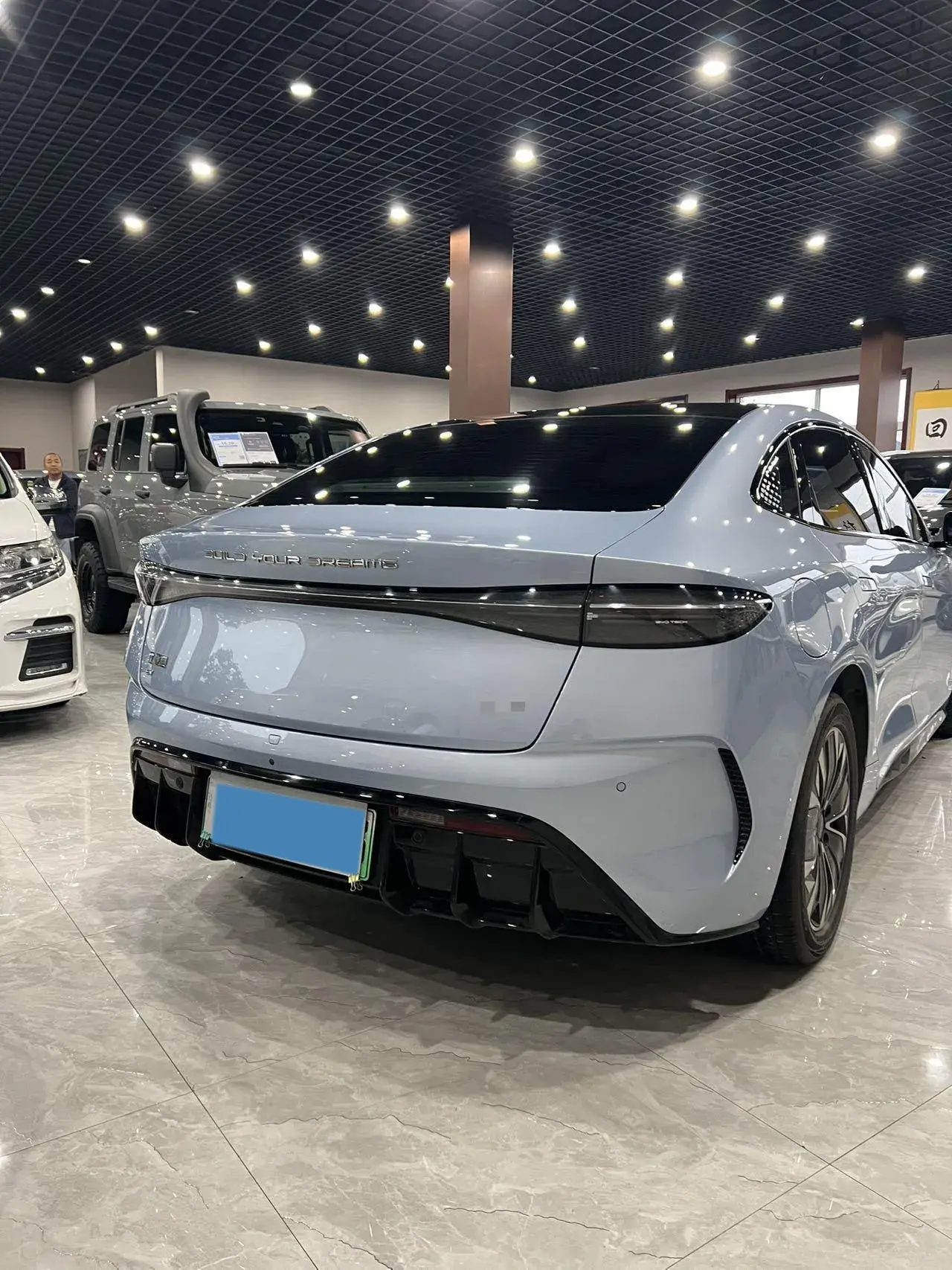 2022 BYD SEAL thumbnail 4