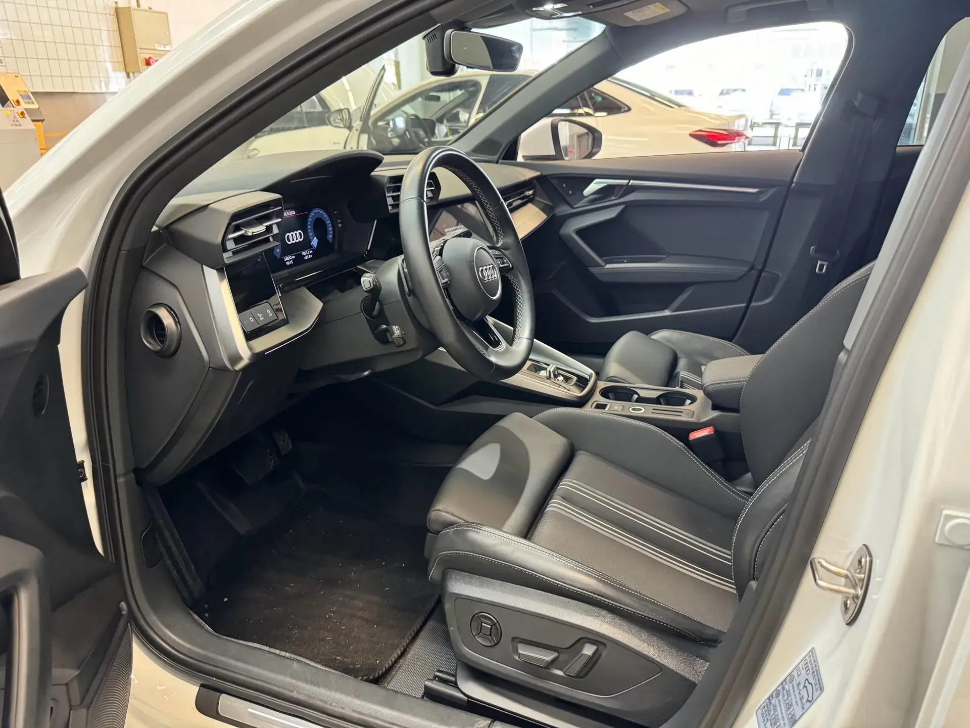 2022 AUDI A3 thumbnail 2