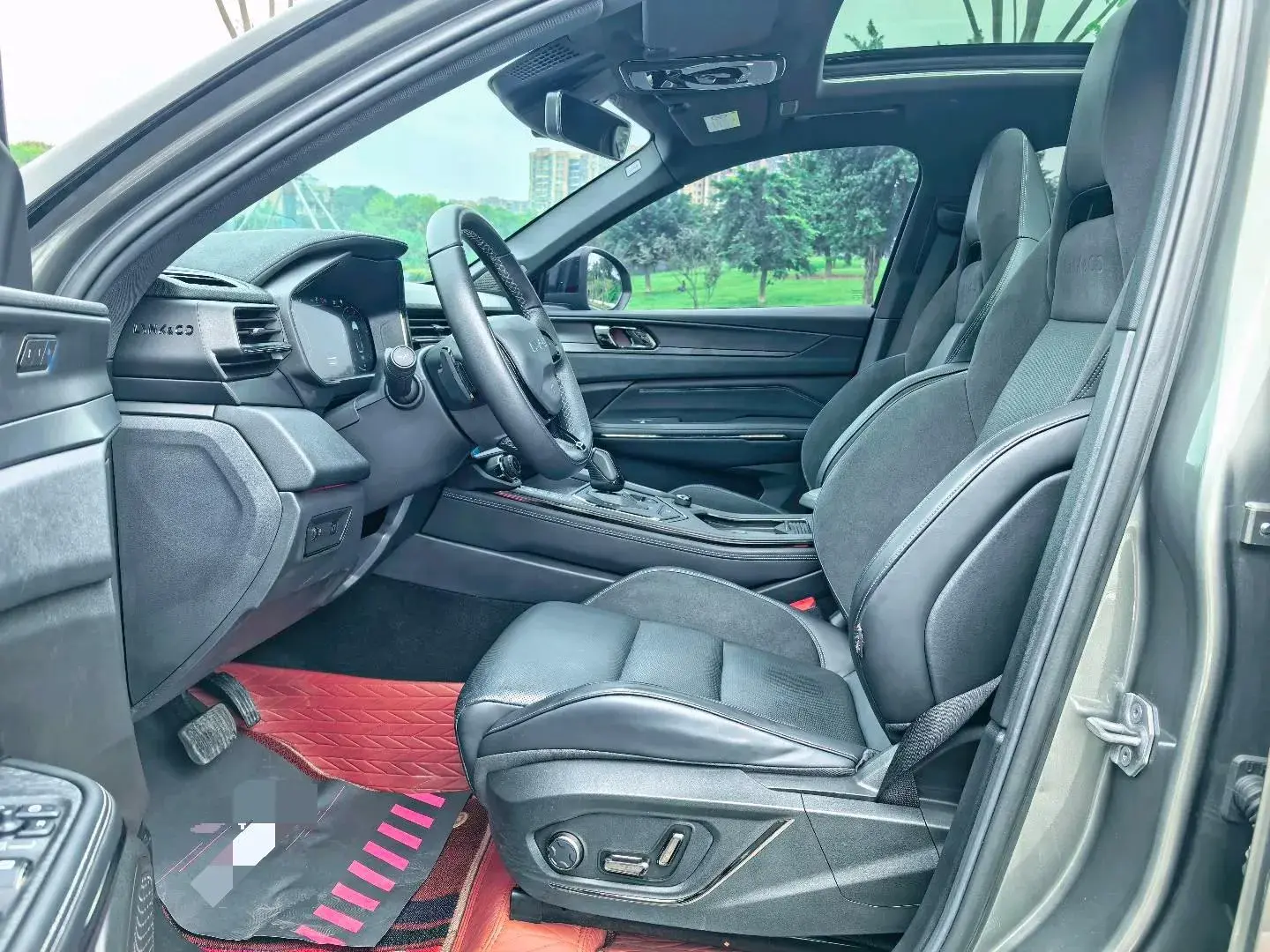 2021 LYNK&CO 01 thumbnail 4