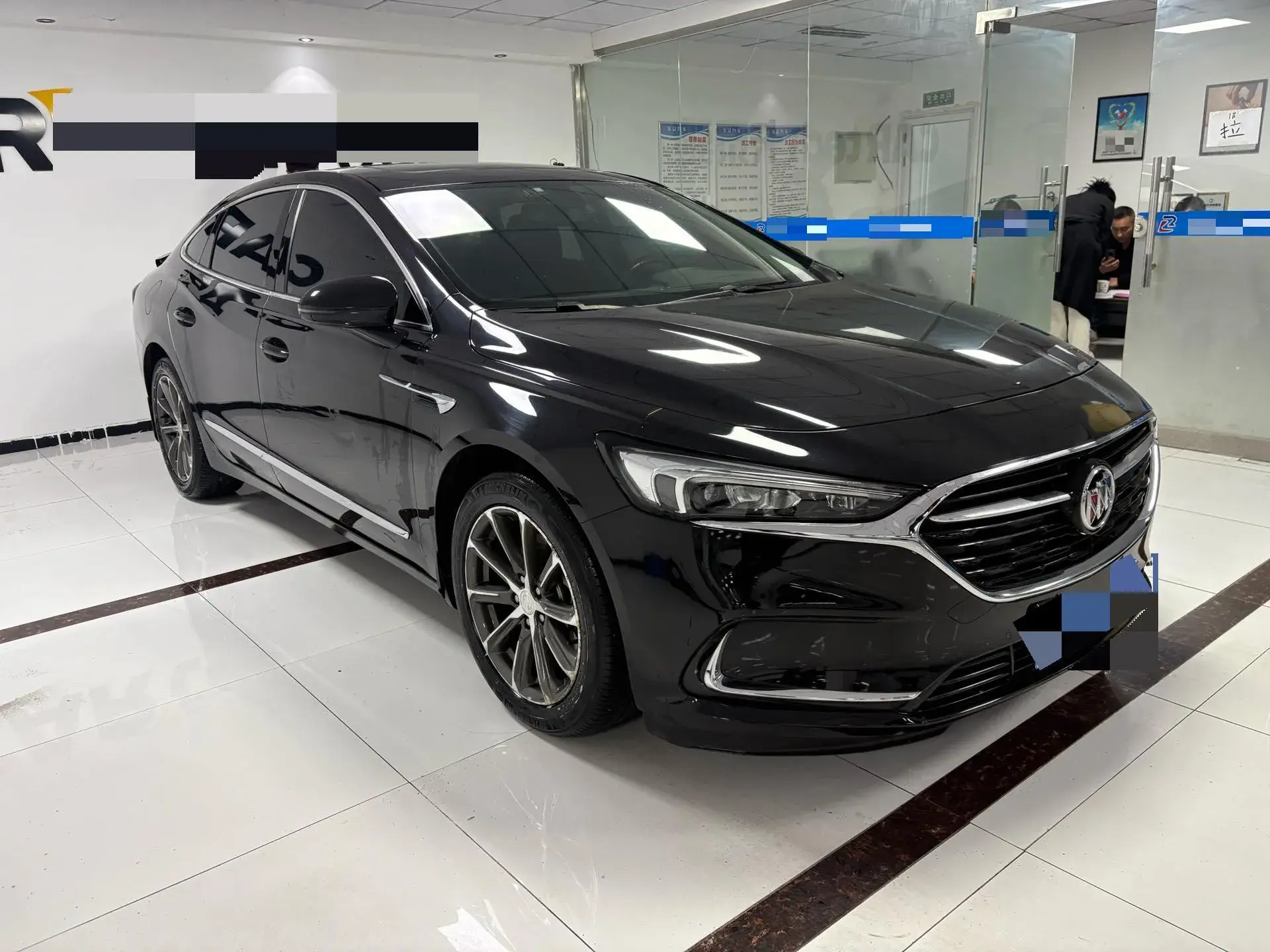 2020 BUICK LARCOSSE thumbnail 2