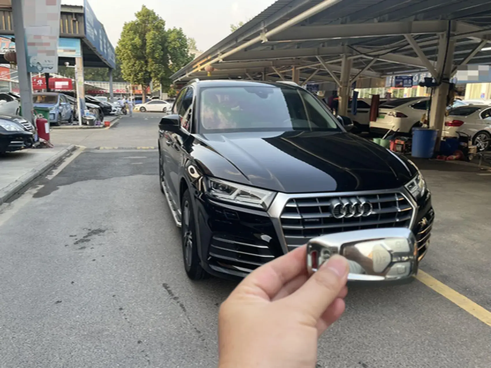 2020 AUDI Q5L thumbnail 2