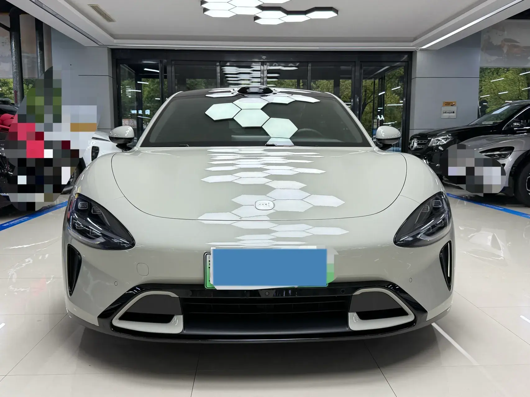 2024 MI SU7 thumbnail 2