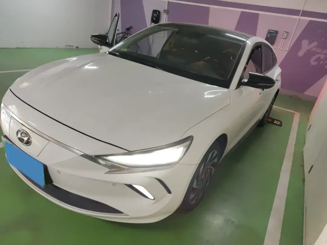 2020 HYUNDAI LA view 1