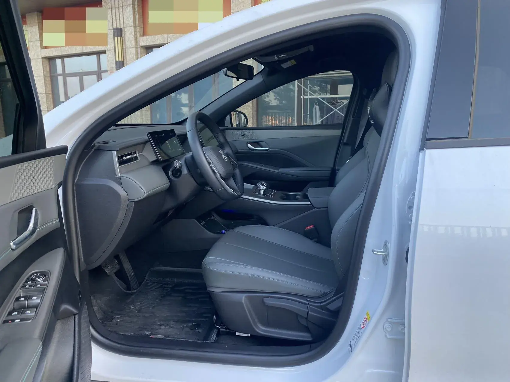 2024 BYD QIN thumbnail 4