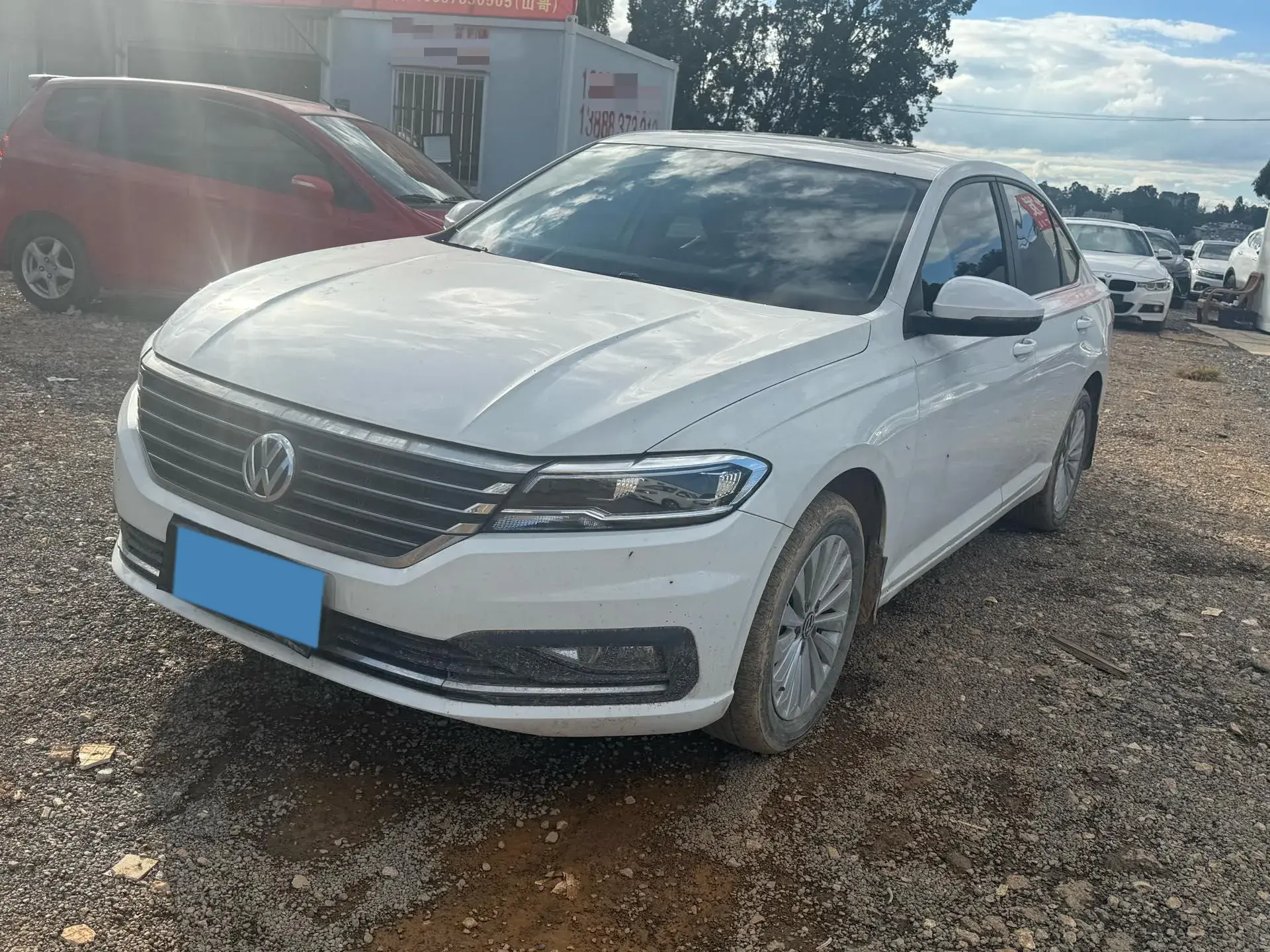 2021 VOLKSWAGEN LAVIDA view 1