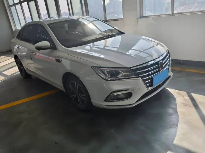 2019 ROEWE I5 thumbnail 2
