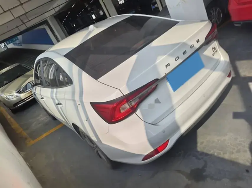 2019 ROEWE I5 thumbnail 3