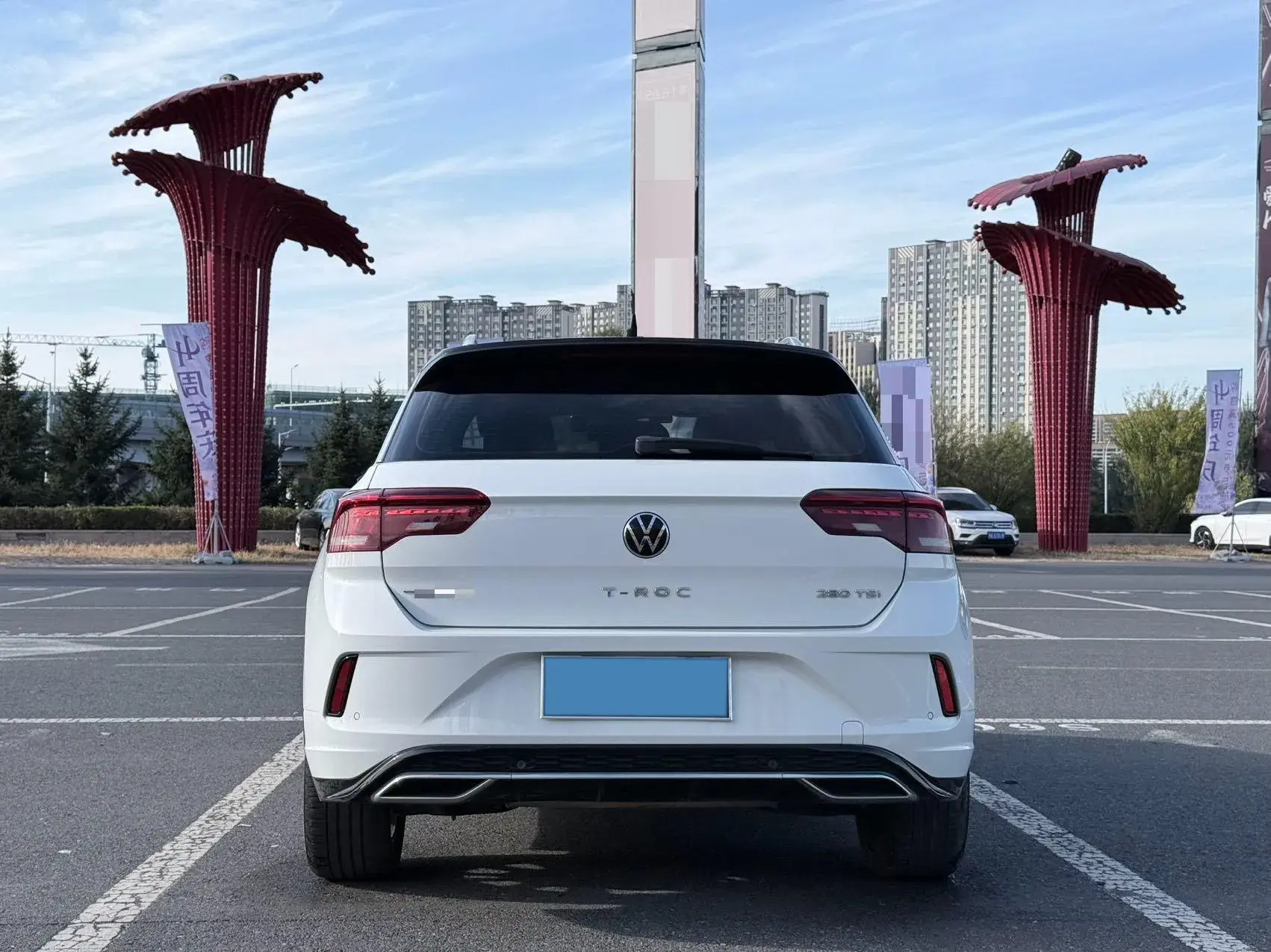 2022 VOLKSWAGEN T-ROC thumbnail 3