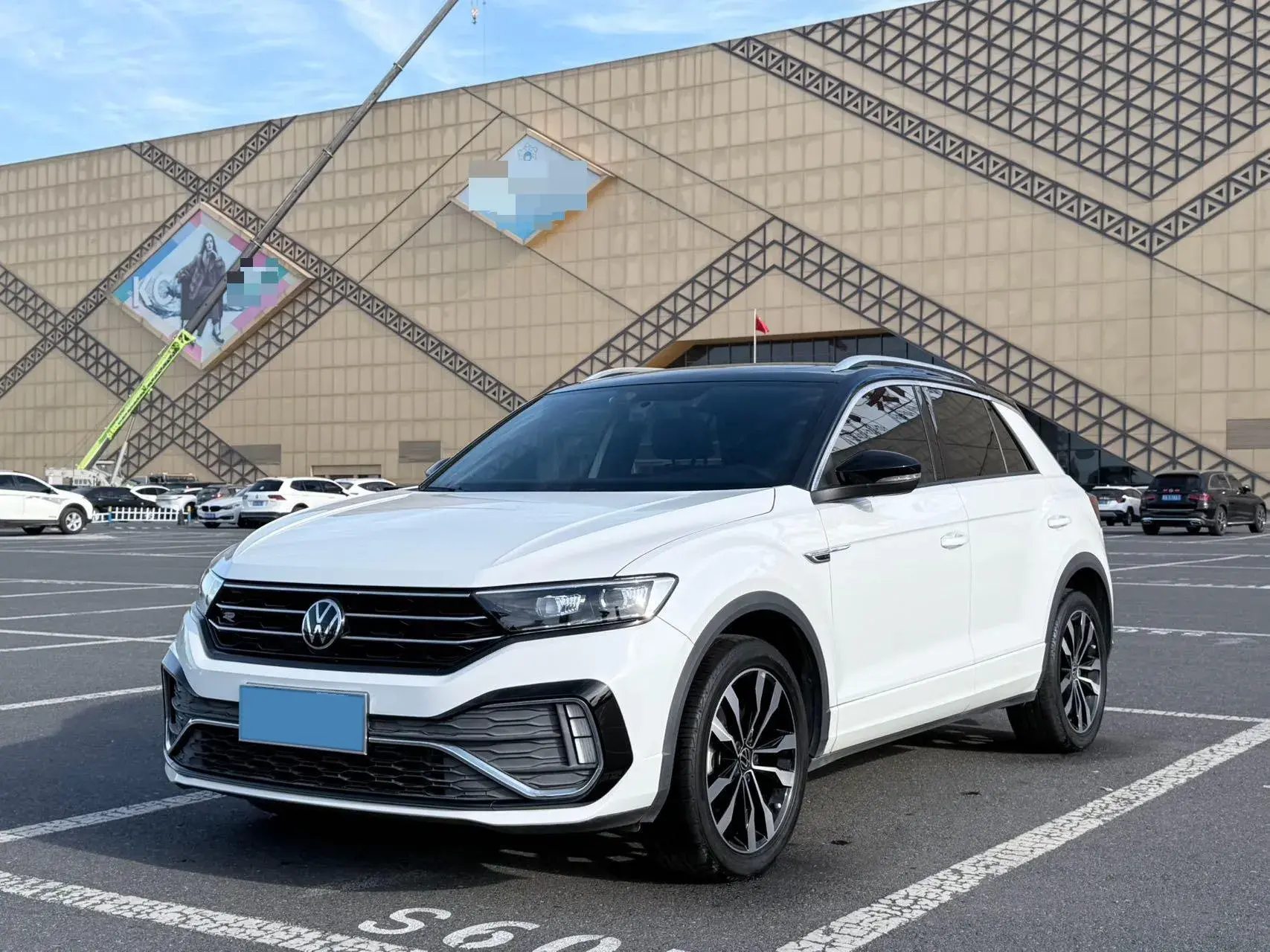 2022 VOLKSWAGEN T-ROC view 1