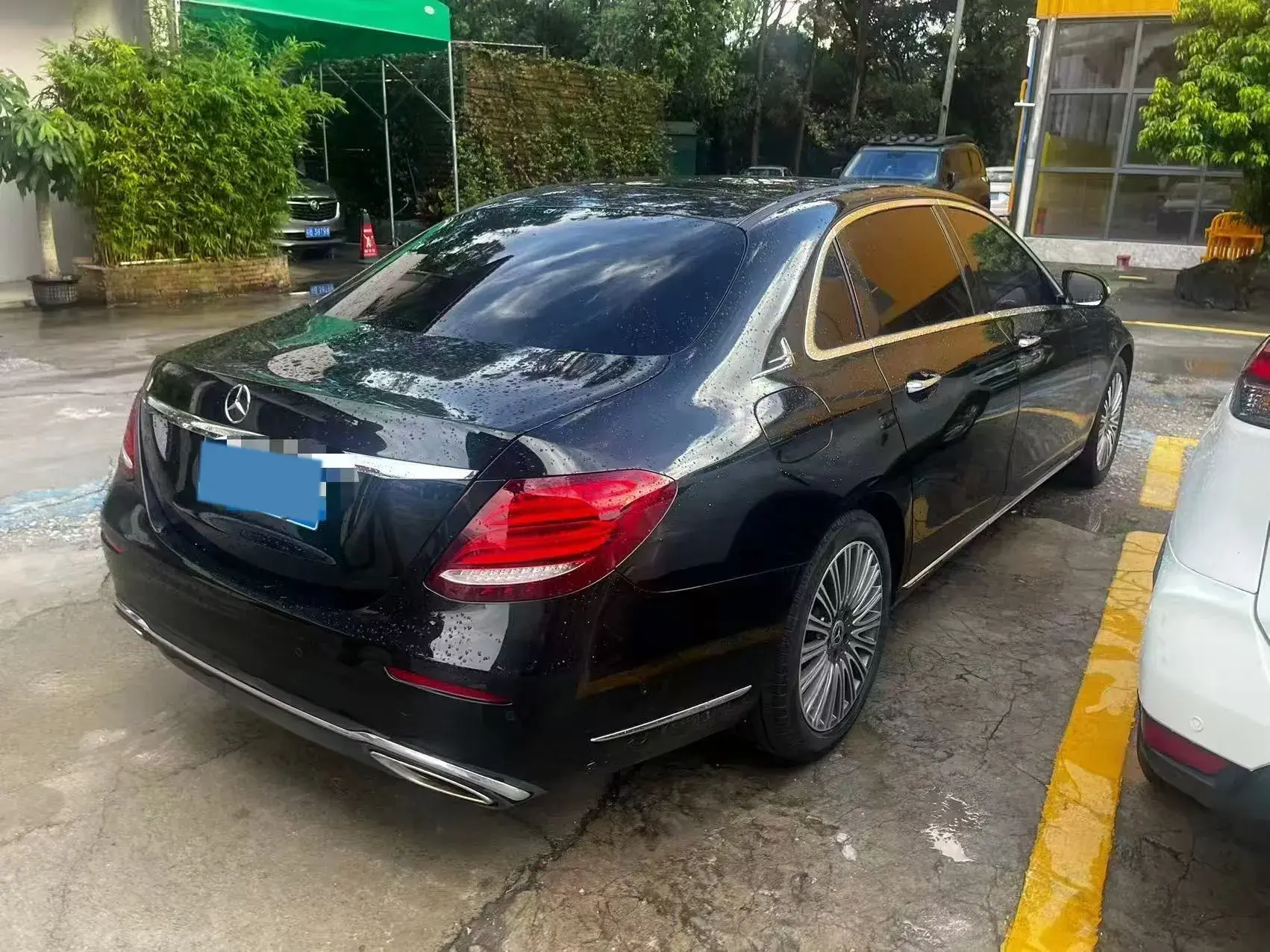 2020 MERCEDES-BENZ E thumbnail 4