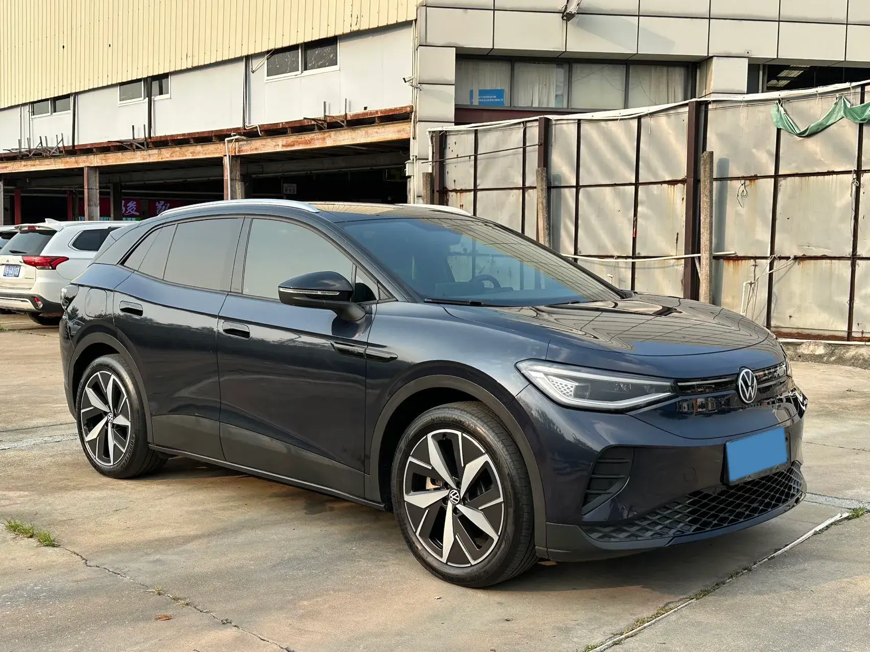 2021 VOLKSWAGEN ID.4 thumbnail 3