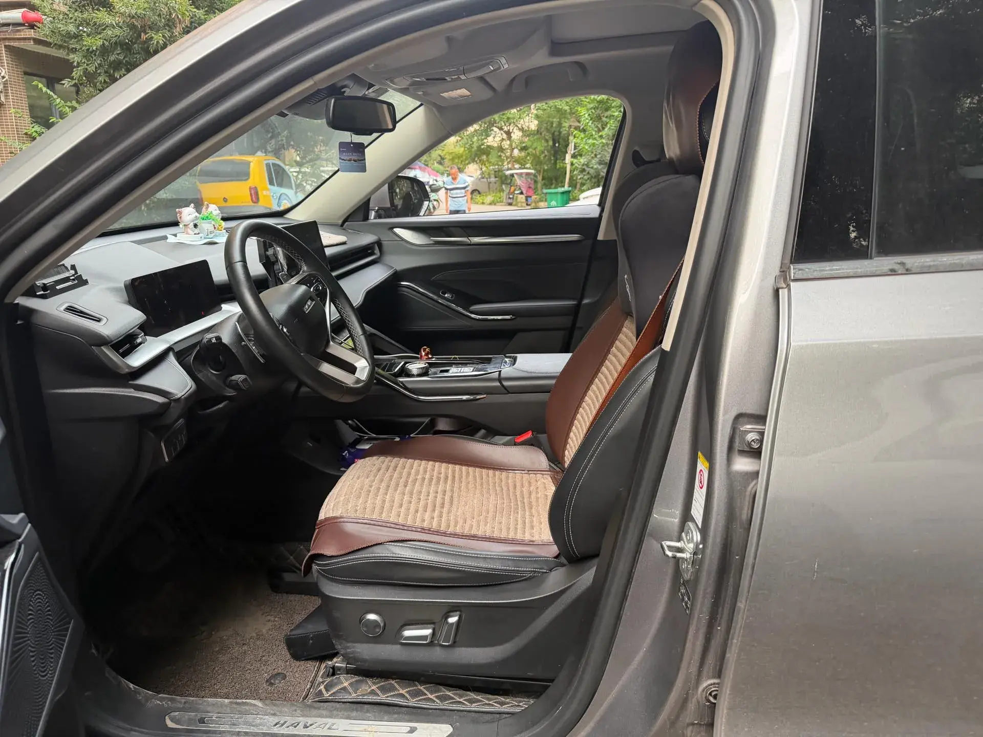 2021 HAVAL H6 thumbnail 3