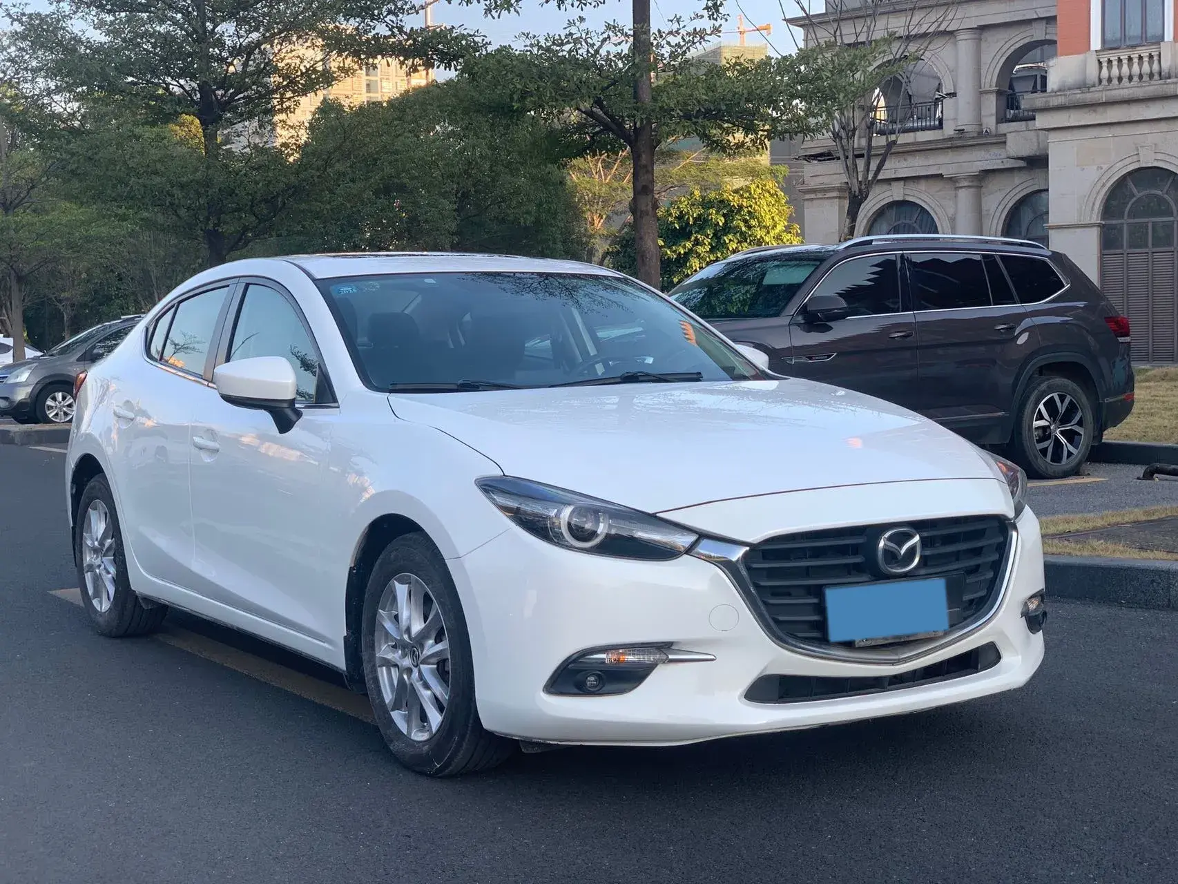 2017 MAZDA 3 thumbnail 3