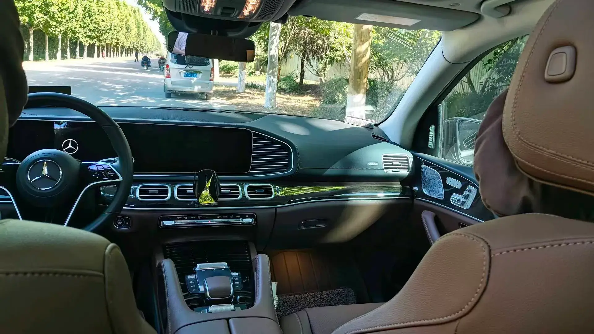 2024 MERCEDES-BENZ GLE thumbnail 3