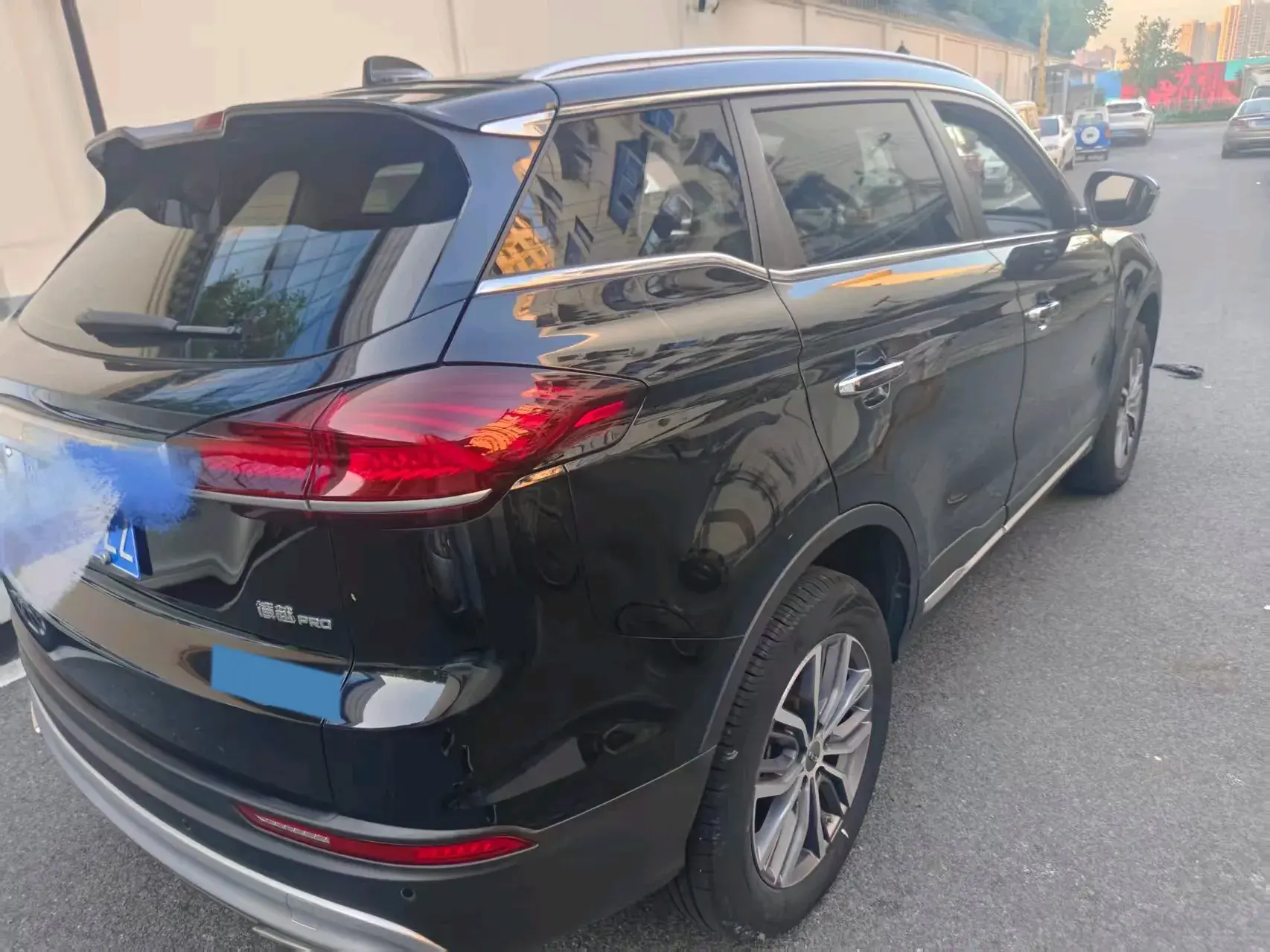 2020 GEELY AZKARRA thumbnail 4