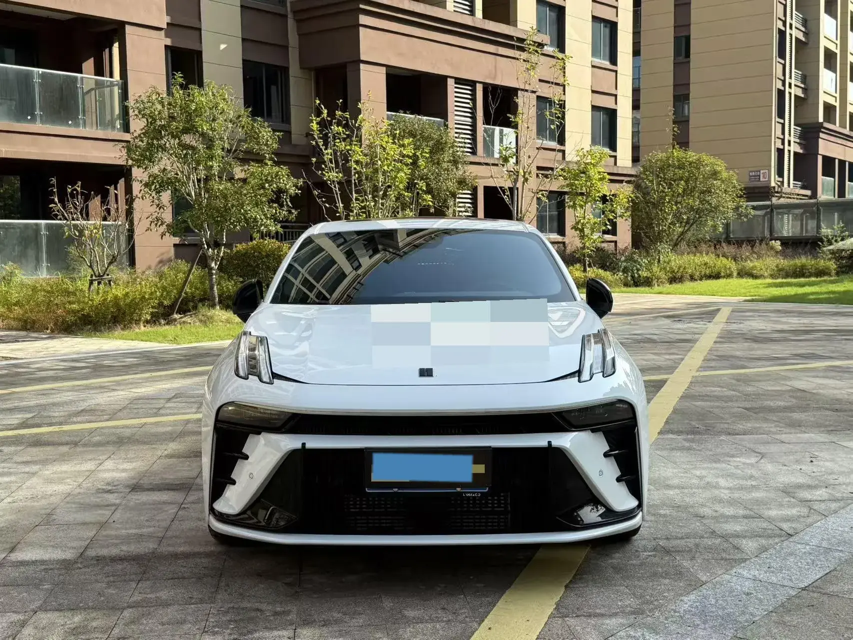 2023 LYNK&CO 03 thumbnail 2