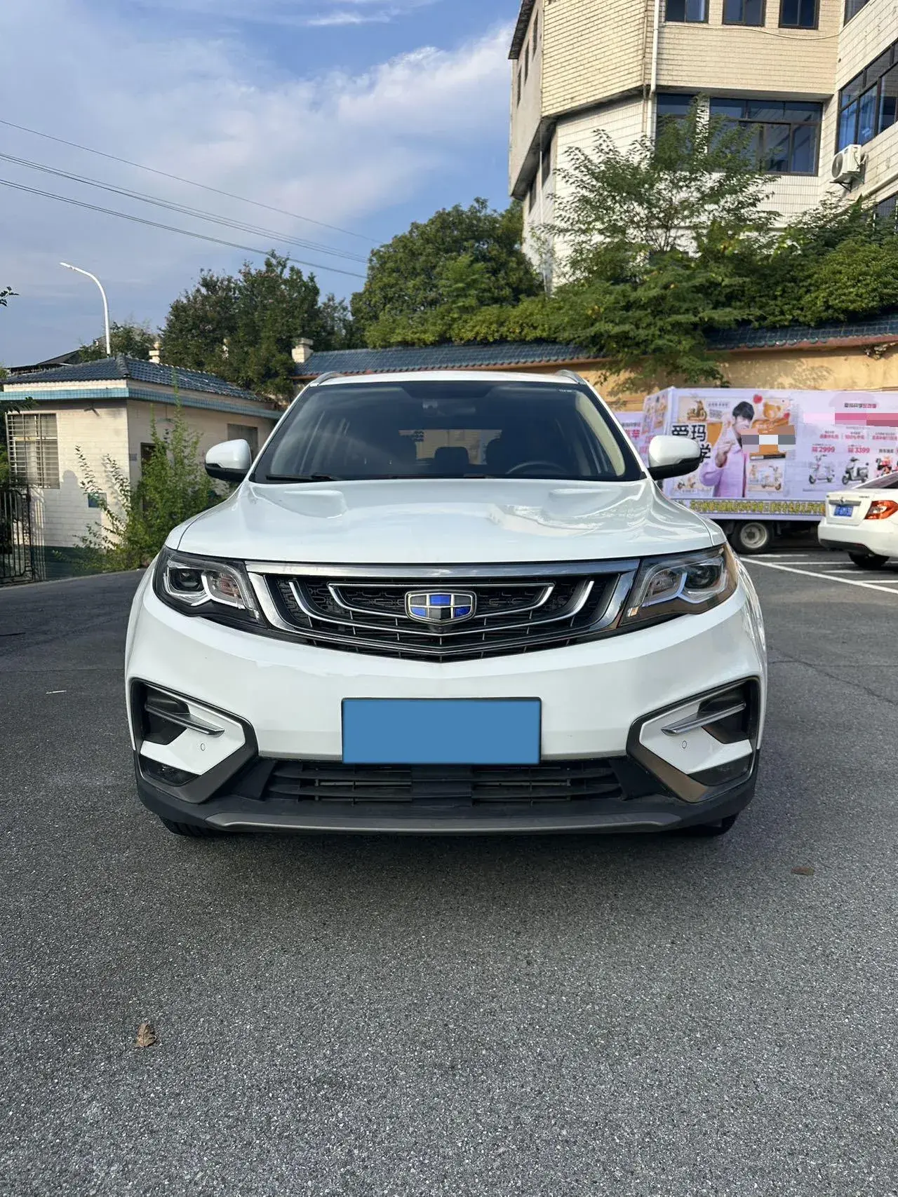 2018 GEELY AZKARRA thumbnail 2