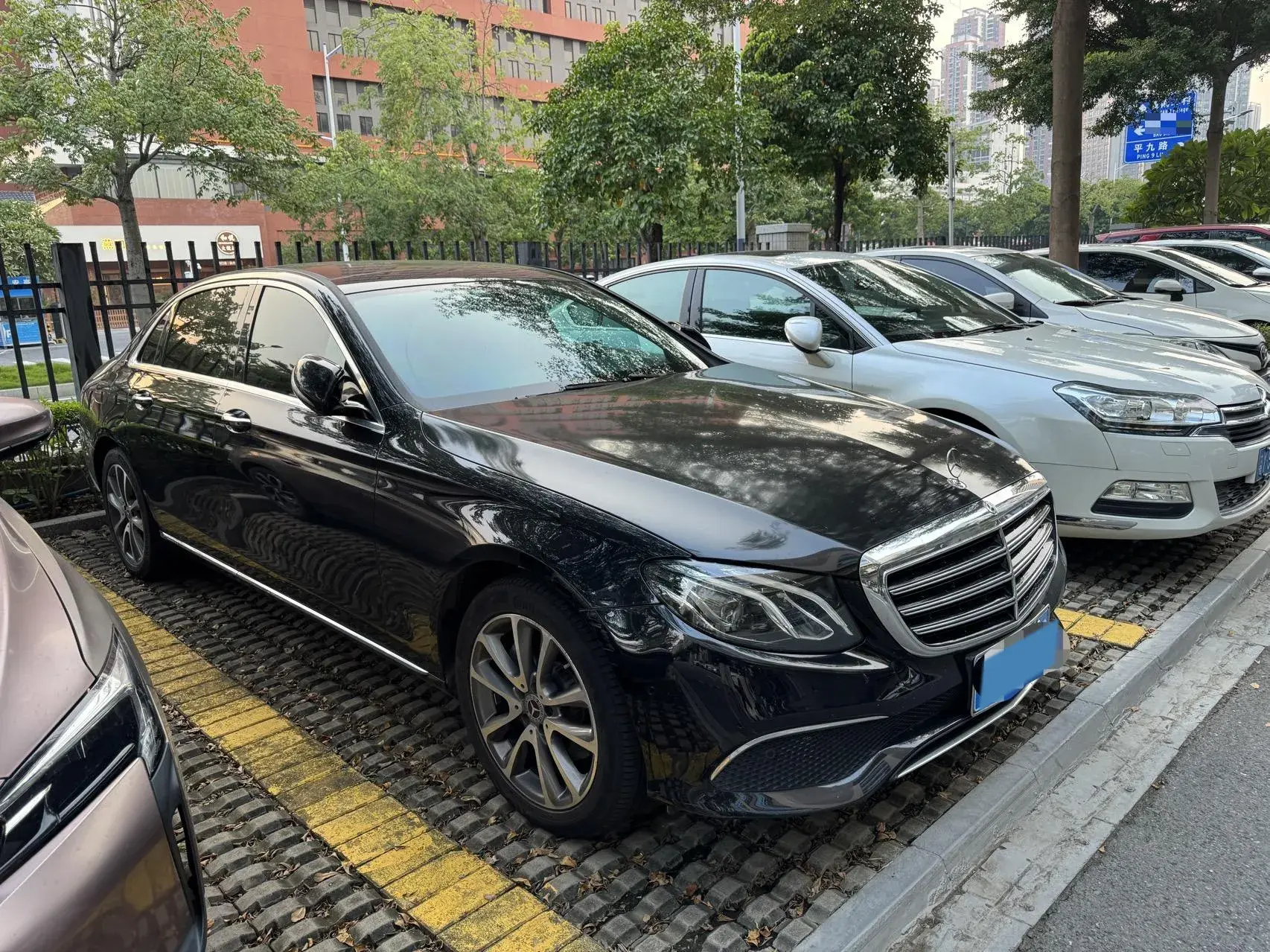 2020 MERCEDES-BENZ E thumbnail 2