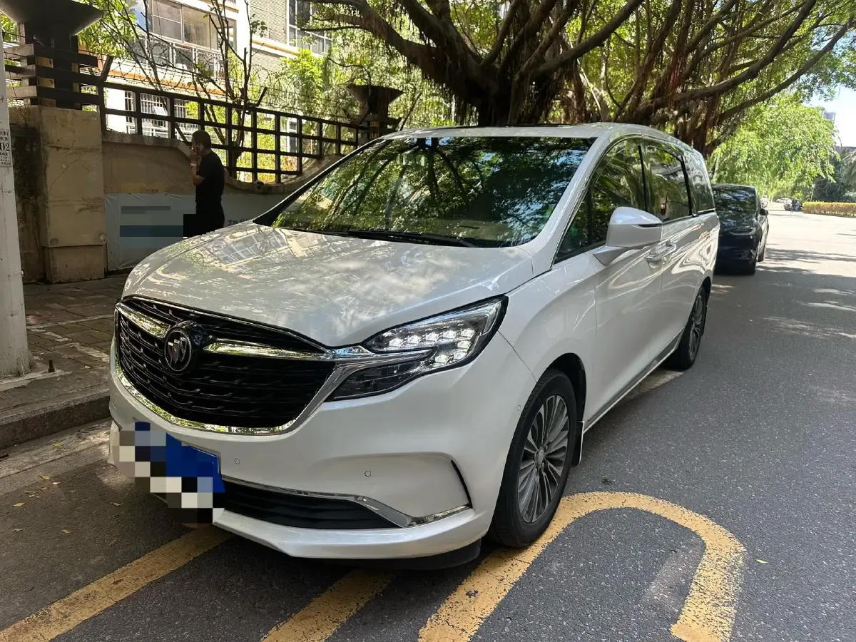 2021 Buick GL8 2.0T 237HP L4 9AT