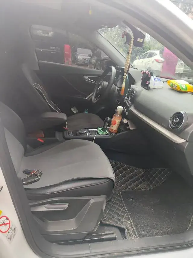 2020 AUDI Q2L thumbnail 3