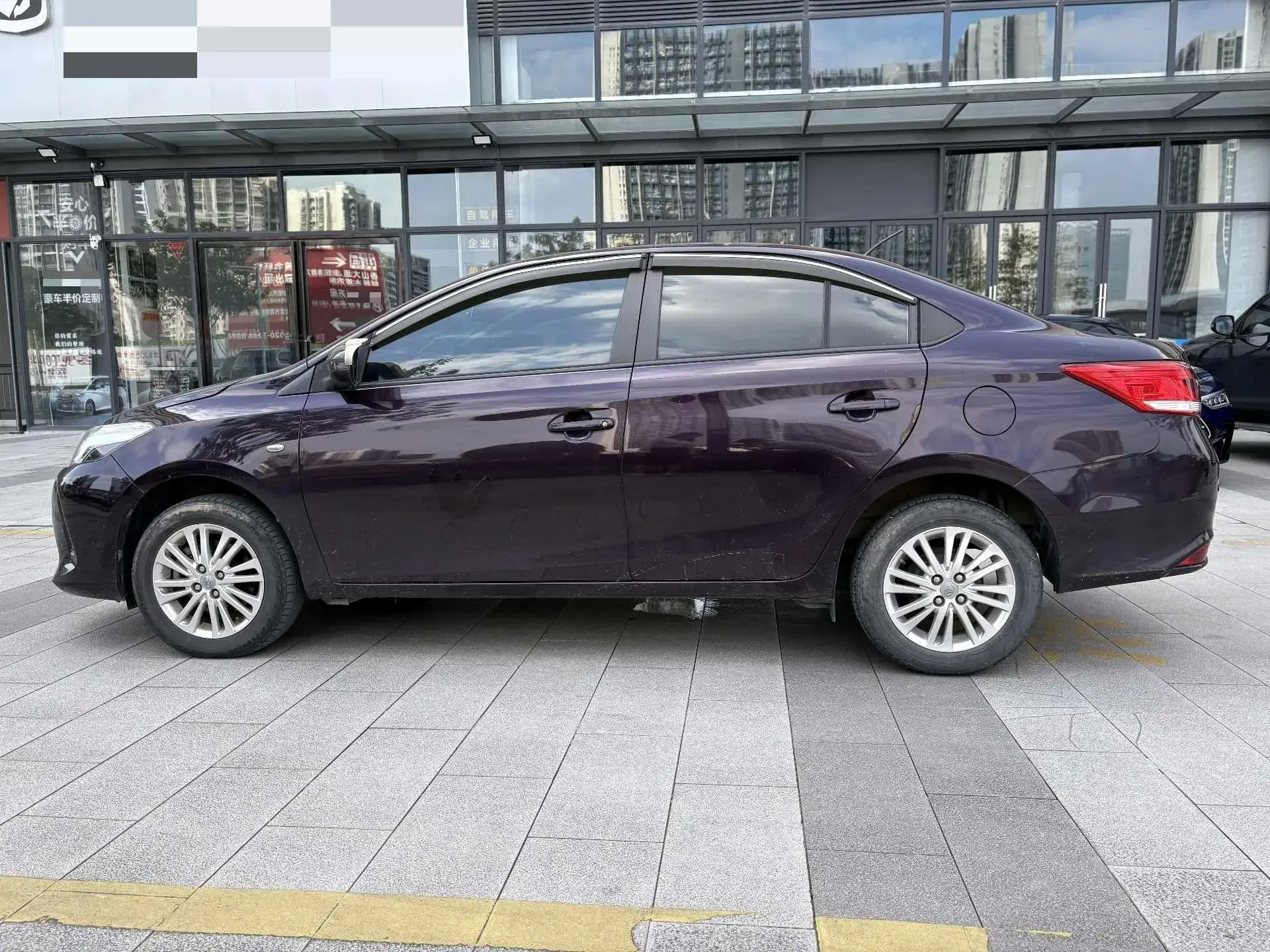 2019 TOYOTA VIOS thumbnail 3