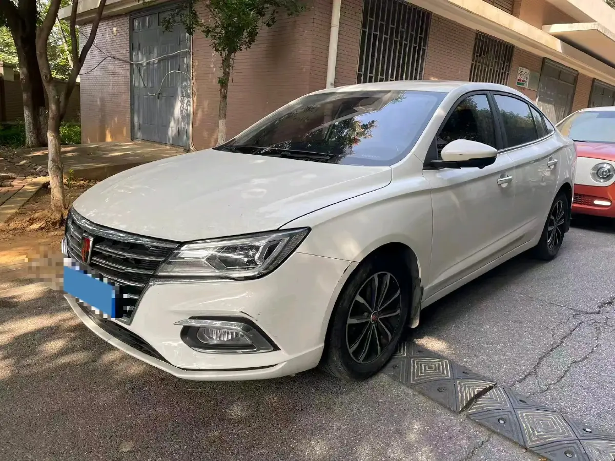 2020 Roewe i5 1.5L 120HP L4 CVT