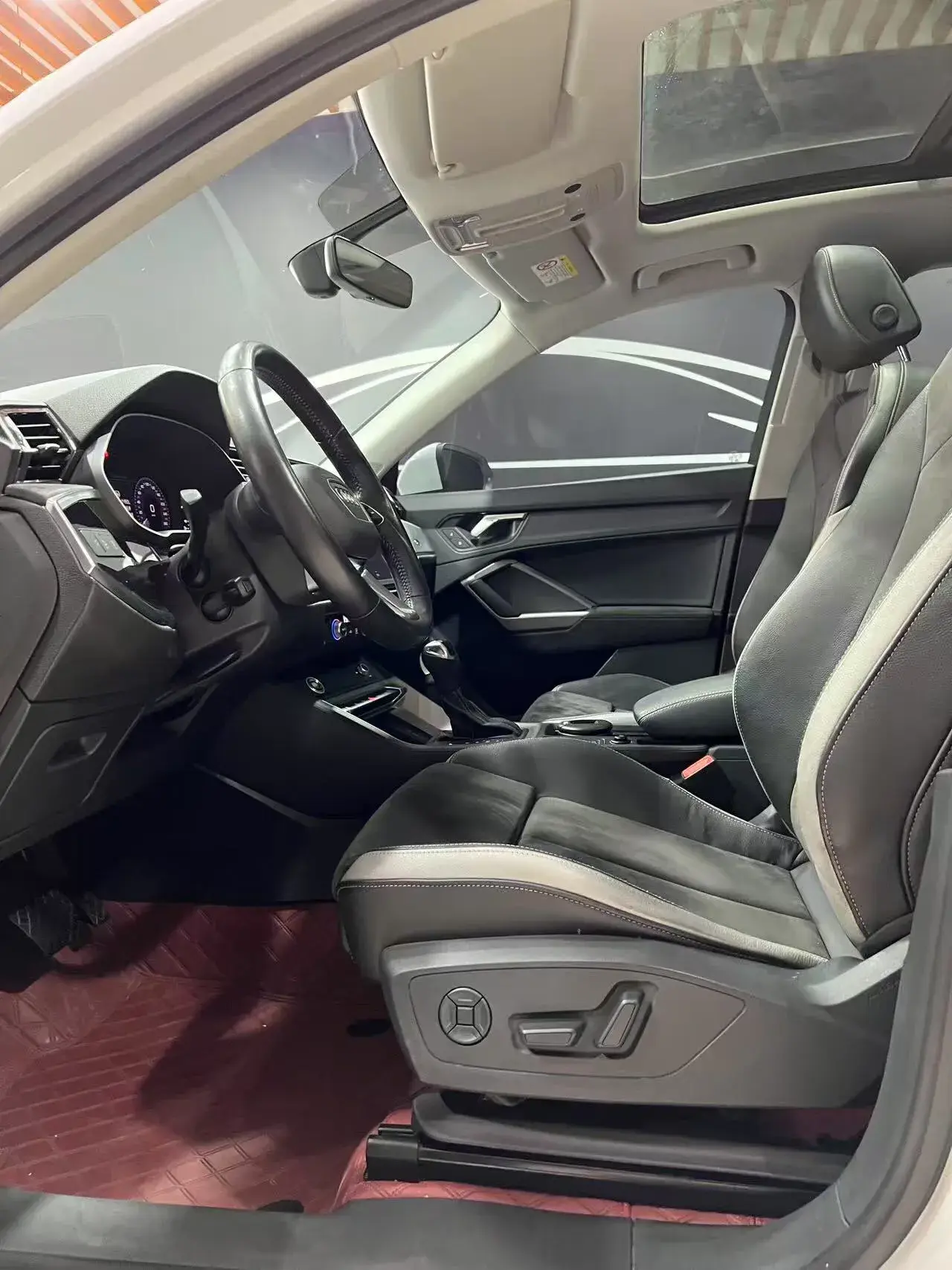 2019 AUDI Q3 thumbnail 3