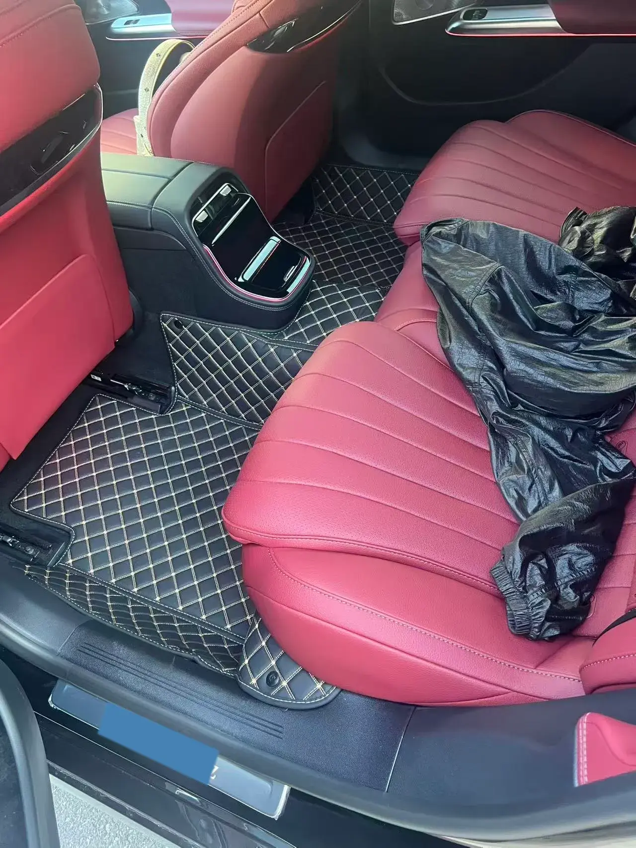 2025 MERCEDES-BENZ E thumbnail 4