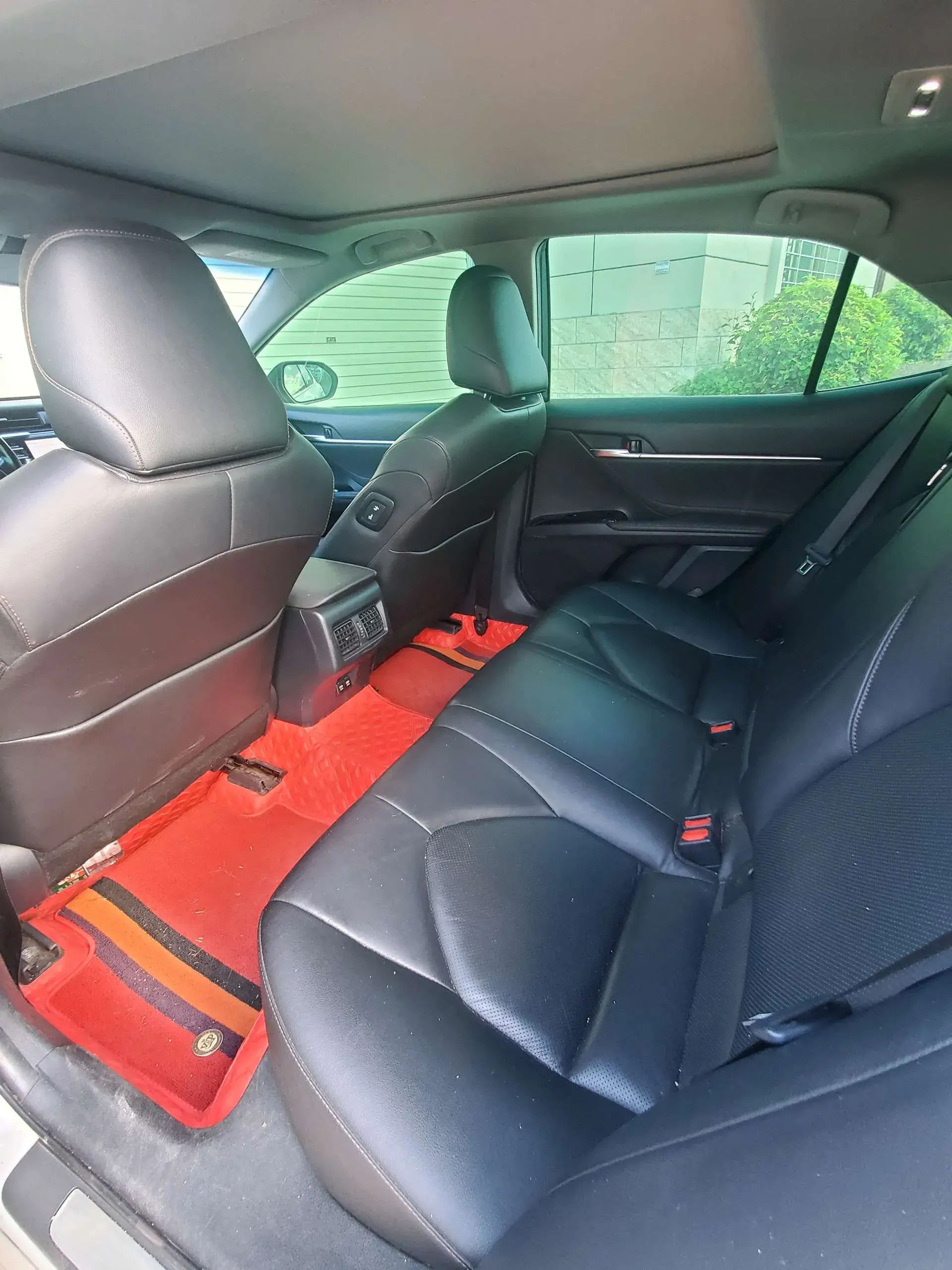 2018 TOYOTA CAMRY thumbnail 4