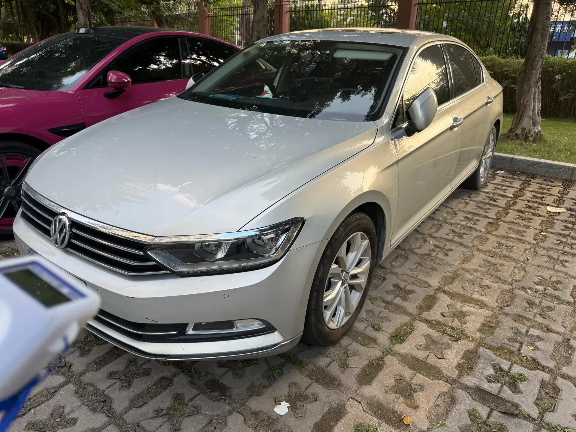 2018 VOLKSWAGEN MAGOTAN view 1