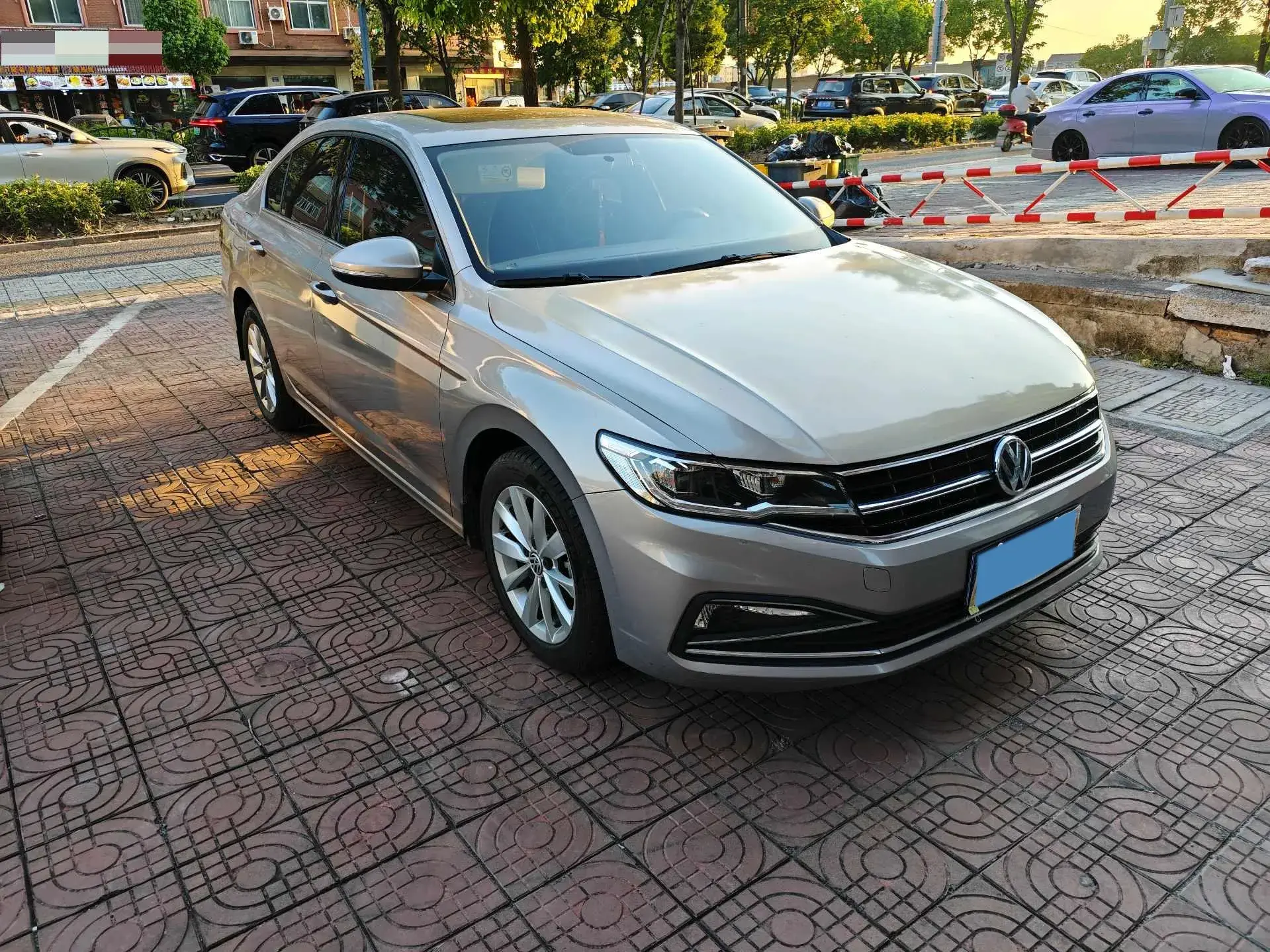 2020 VOLKSWAGEN BORA thumbnail 3