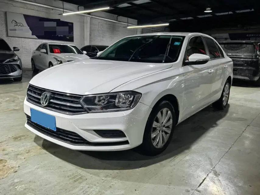 2019 VOLKSWAGEN BORA view 1
