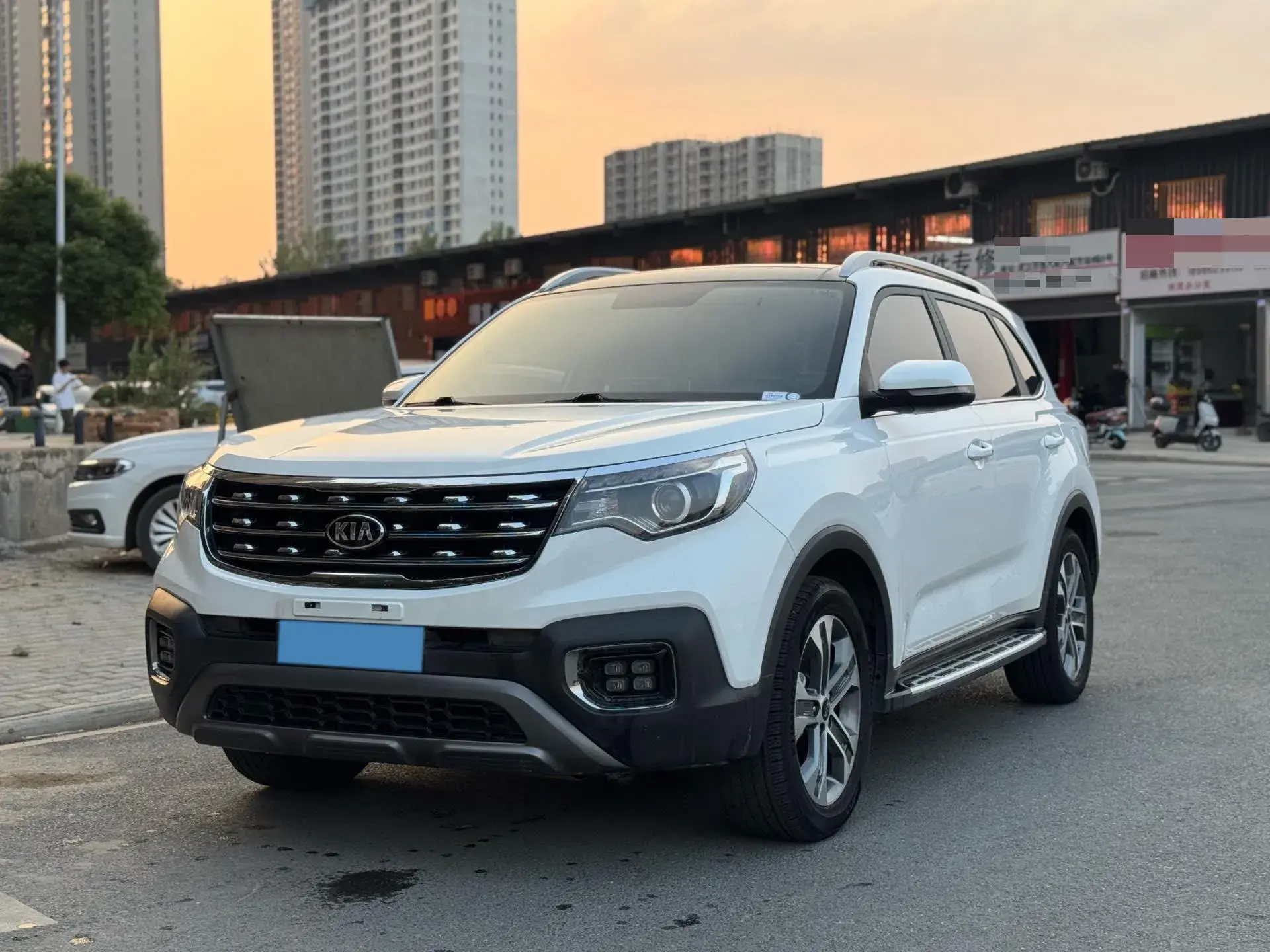 2019 KIA SPORTAGE view 1