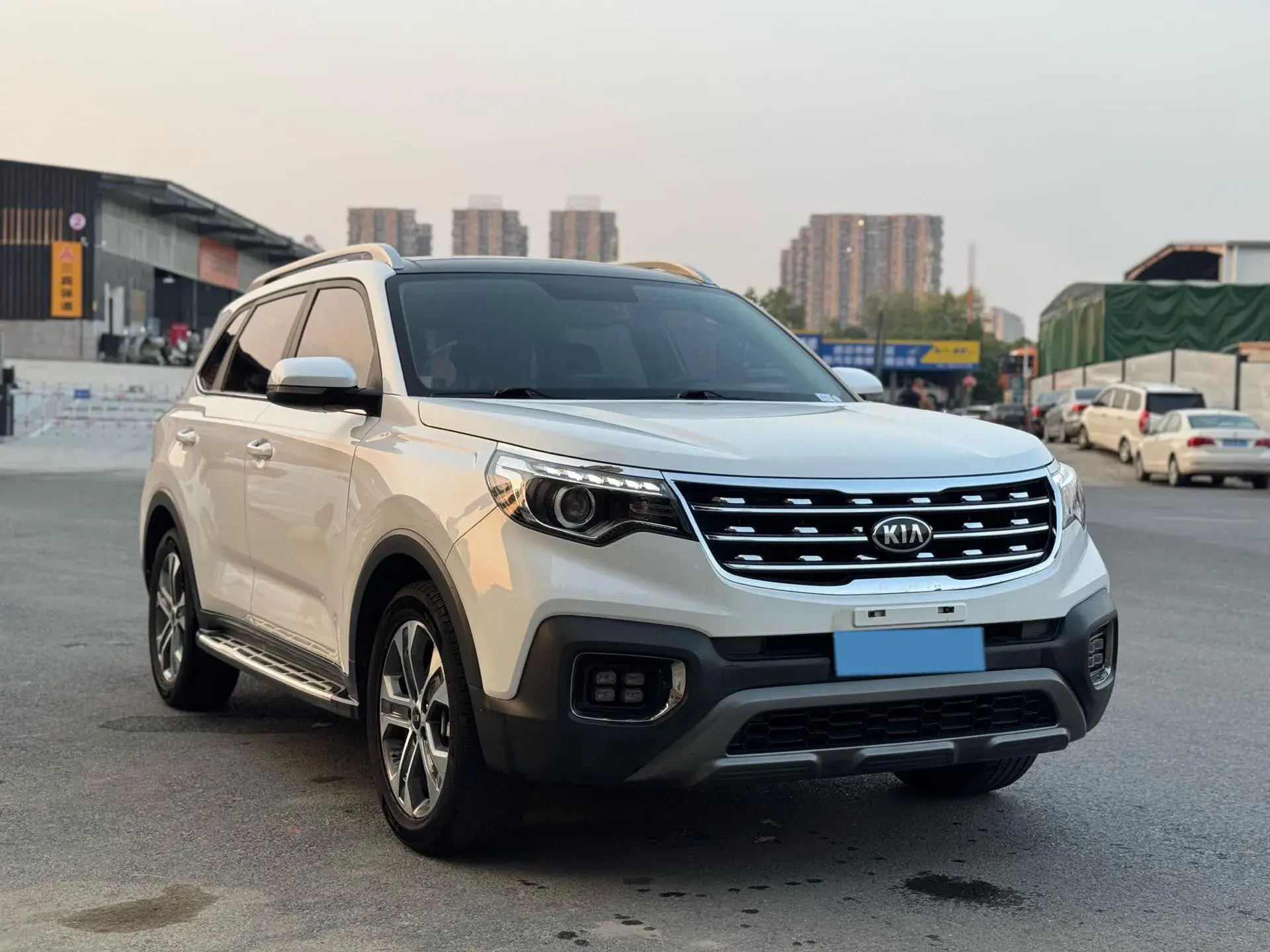 2019 KIA SPORTAGE thumbnail 3