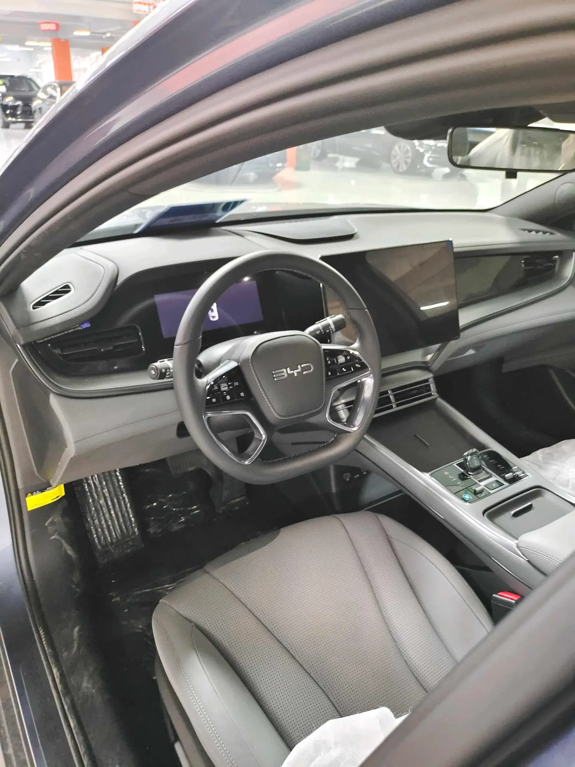 2025 BYD SEAL07 thumbnail 4