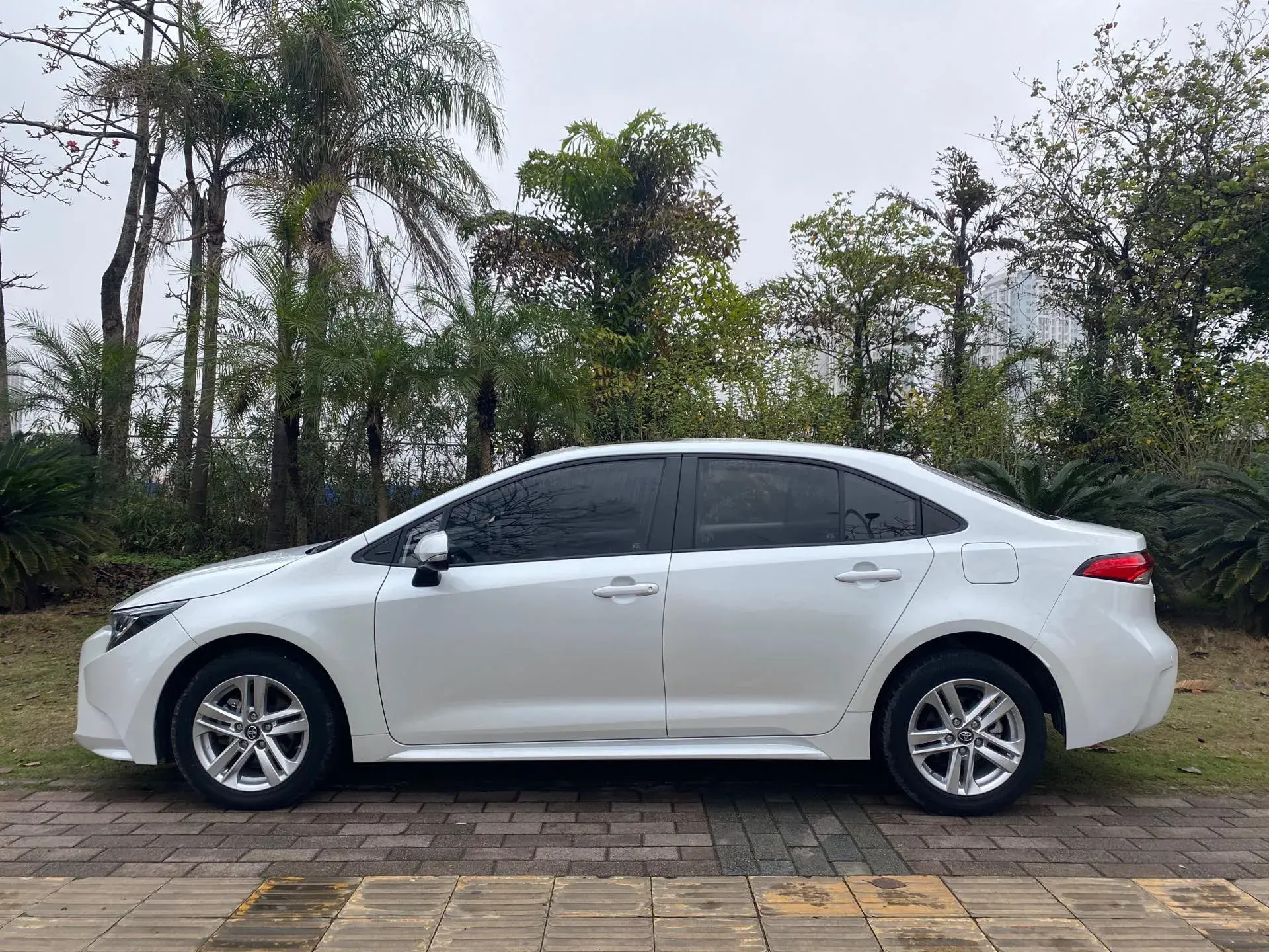 2021 TOYOTA LEVIN thumbnail 3