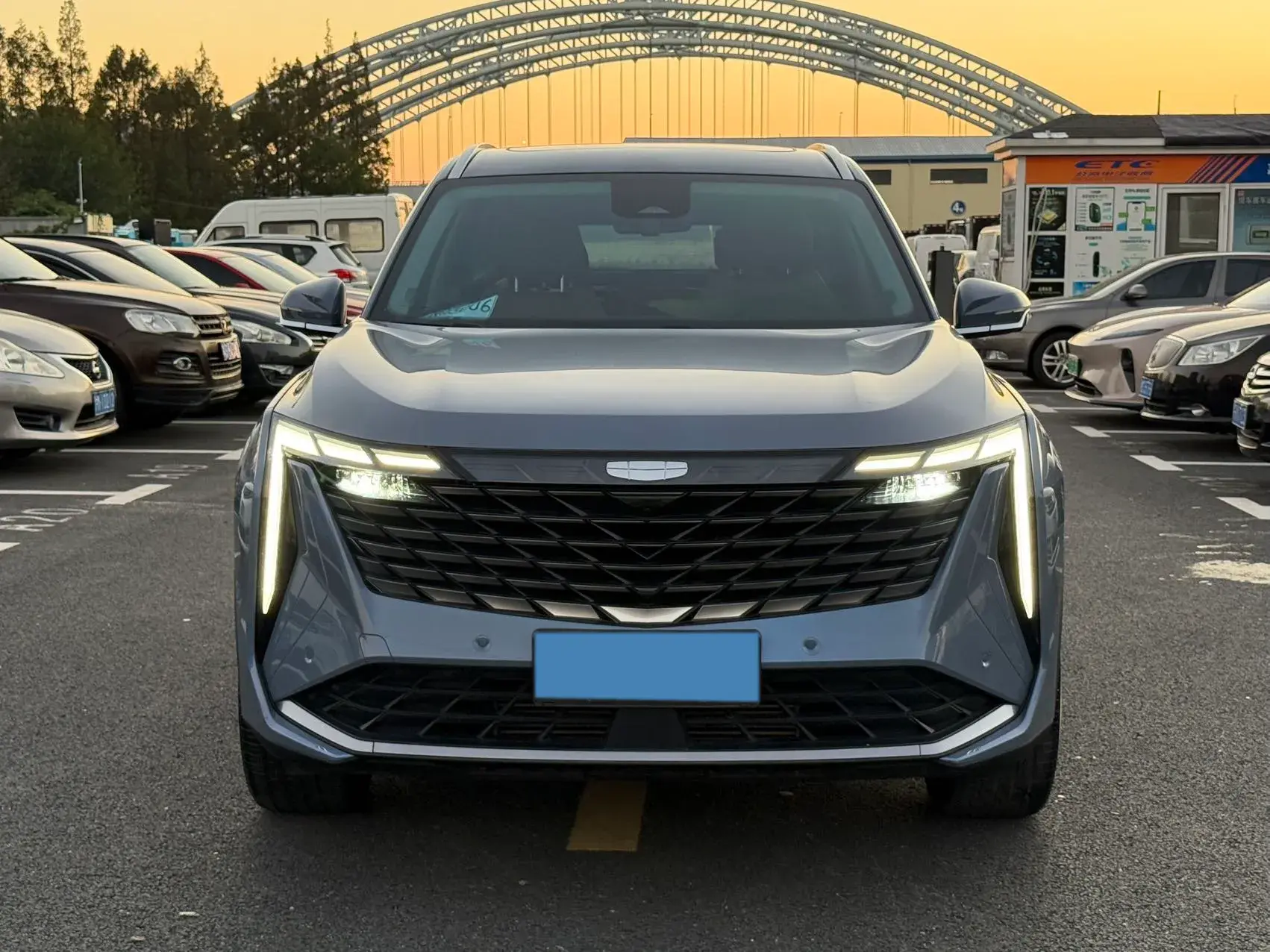 2023 GEELY STARRAY thumbnail 2