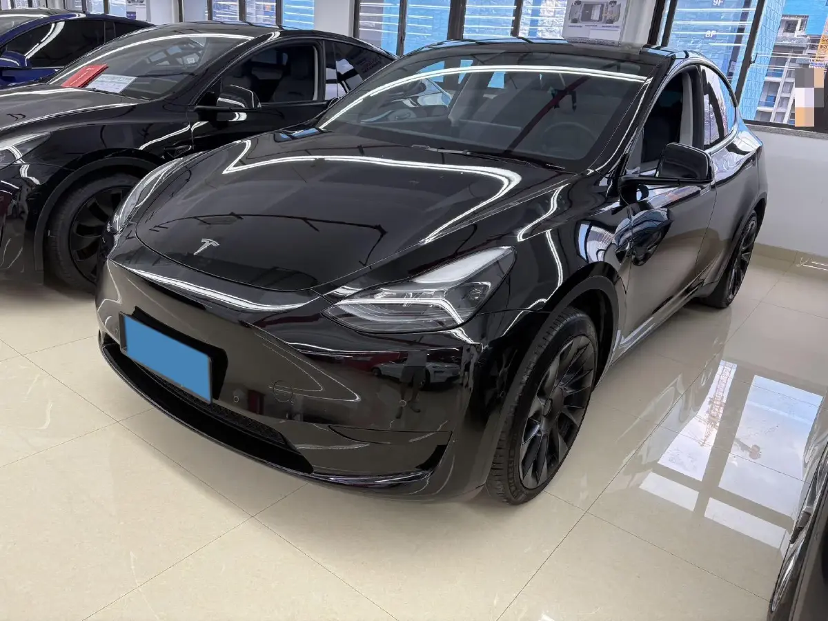 2022 Tesla Model Y BEV 60KWH