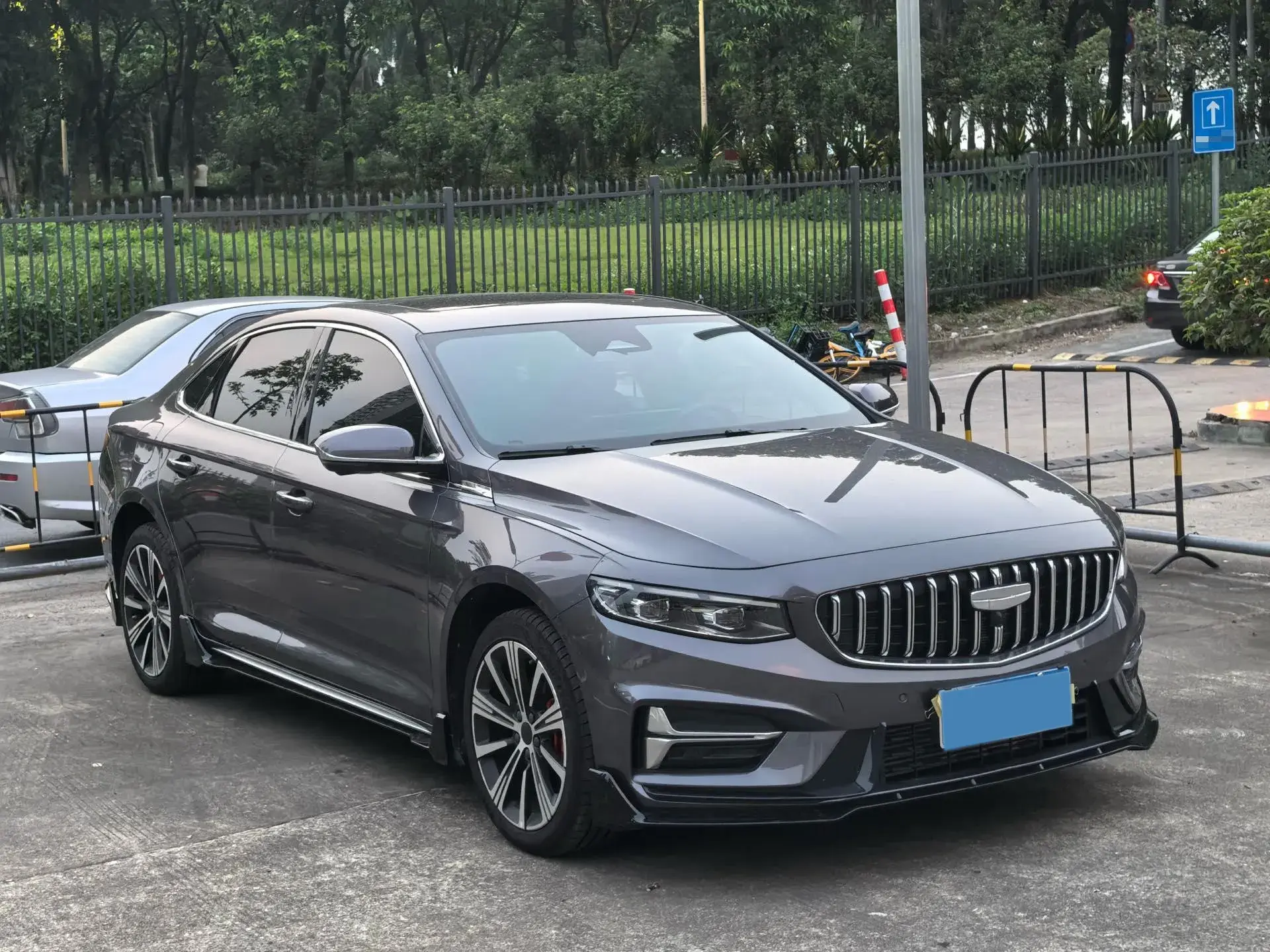 2025 GEELY PREFACE thumbnail 3