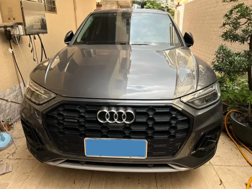 2022 AUDI Q5L thumbnail 2