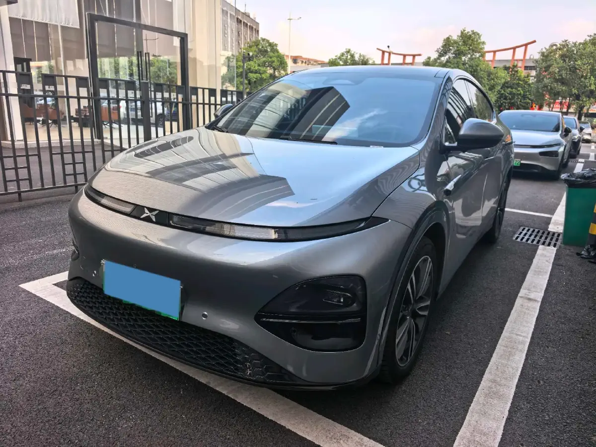 2023 Xpeng G6 BEV 66KWH