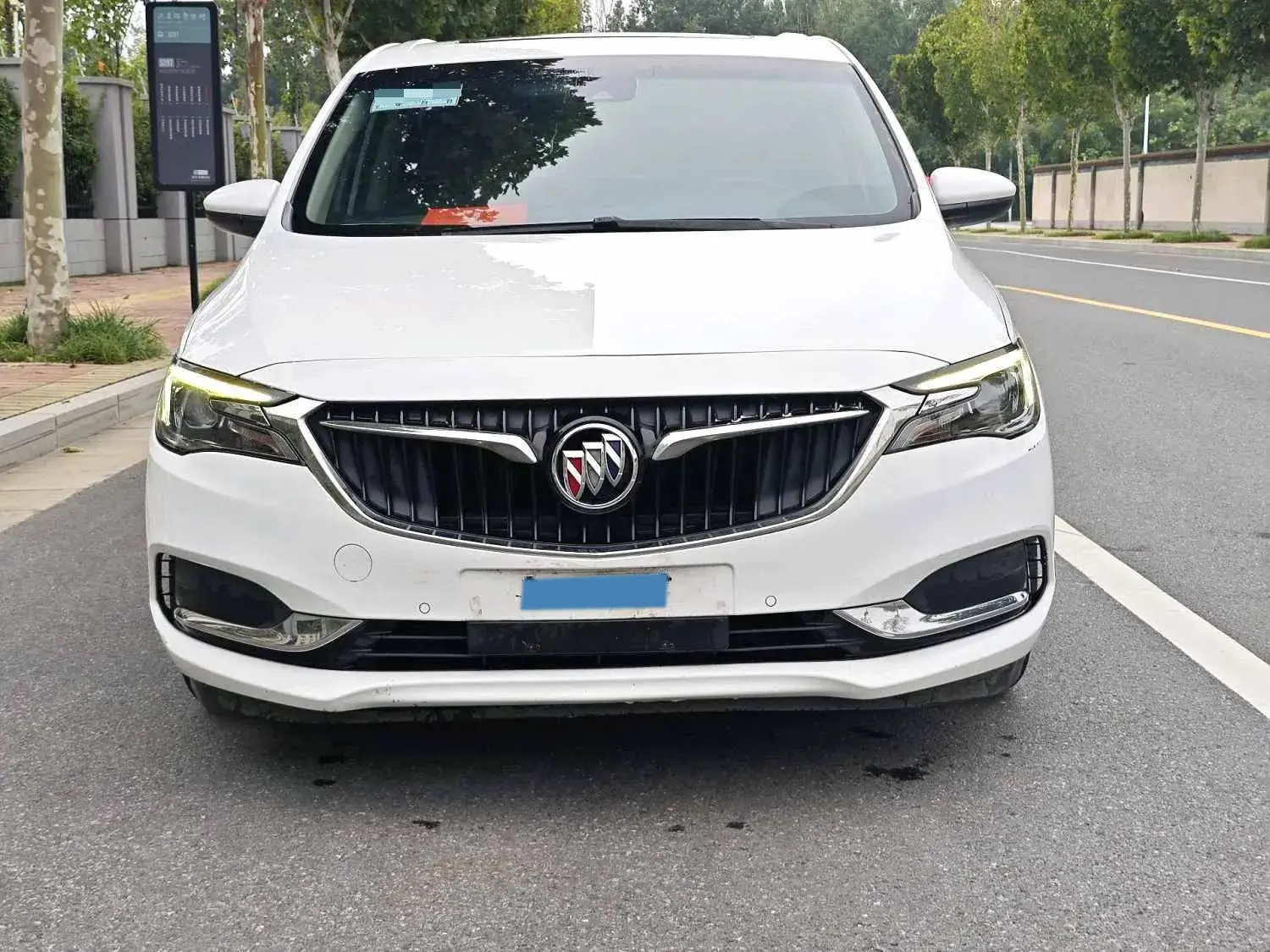 2019 BUICK GL6 thumbnail 2