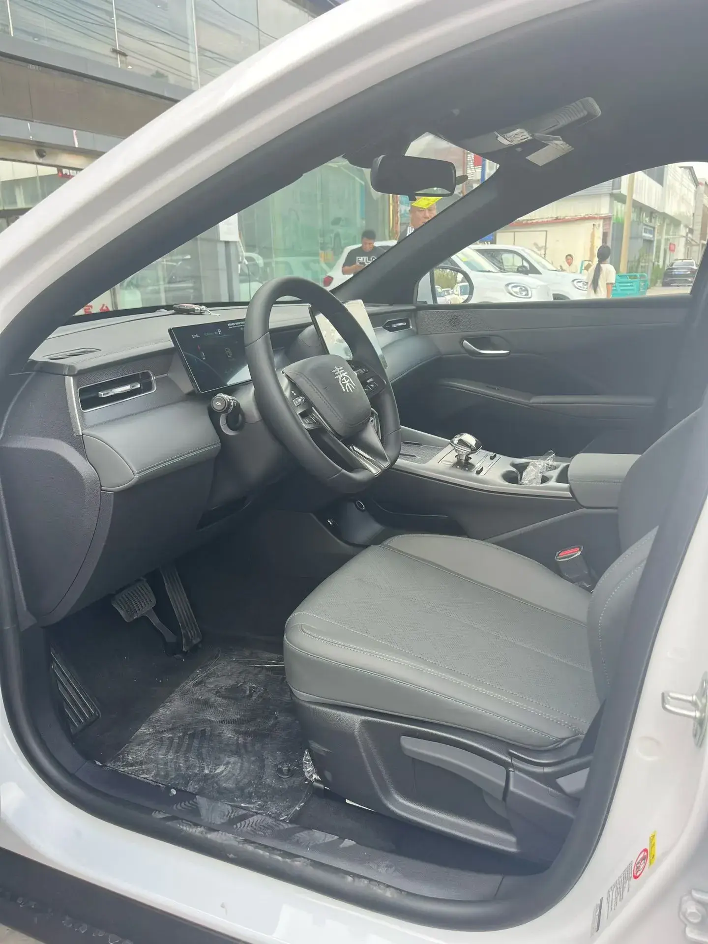 2024 BYD QIN thumbnail 3