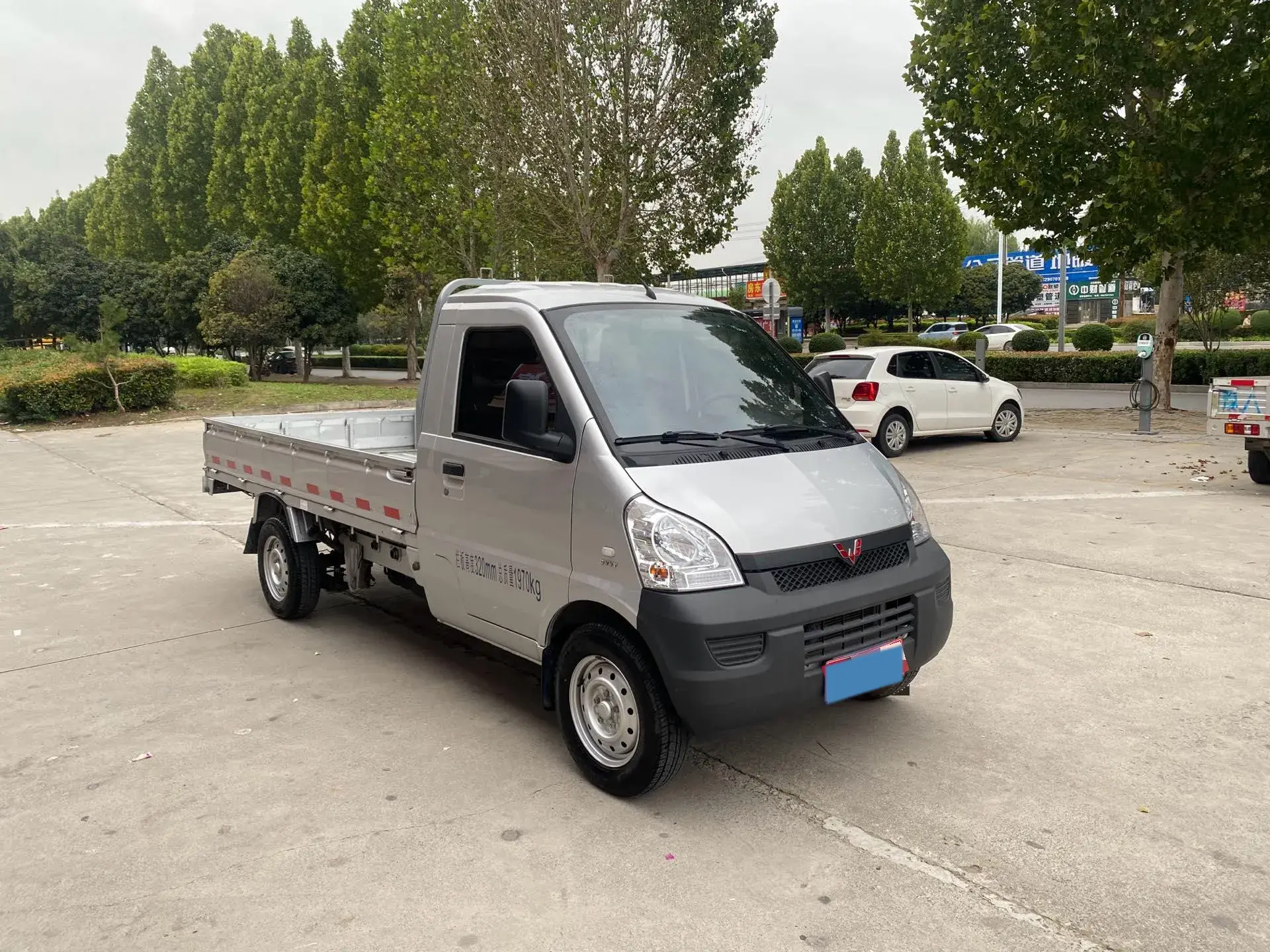2022 WULING RONGGUANG thumbnail 3