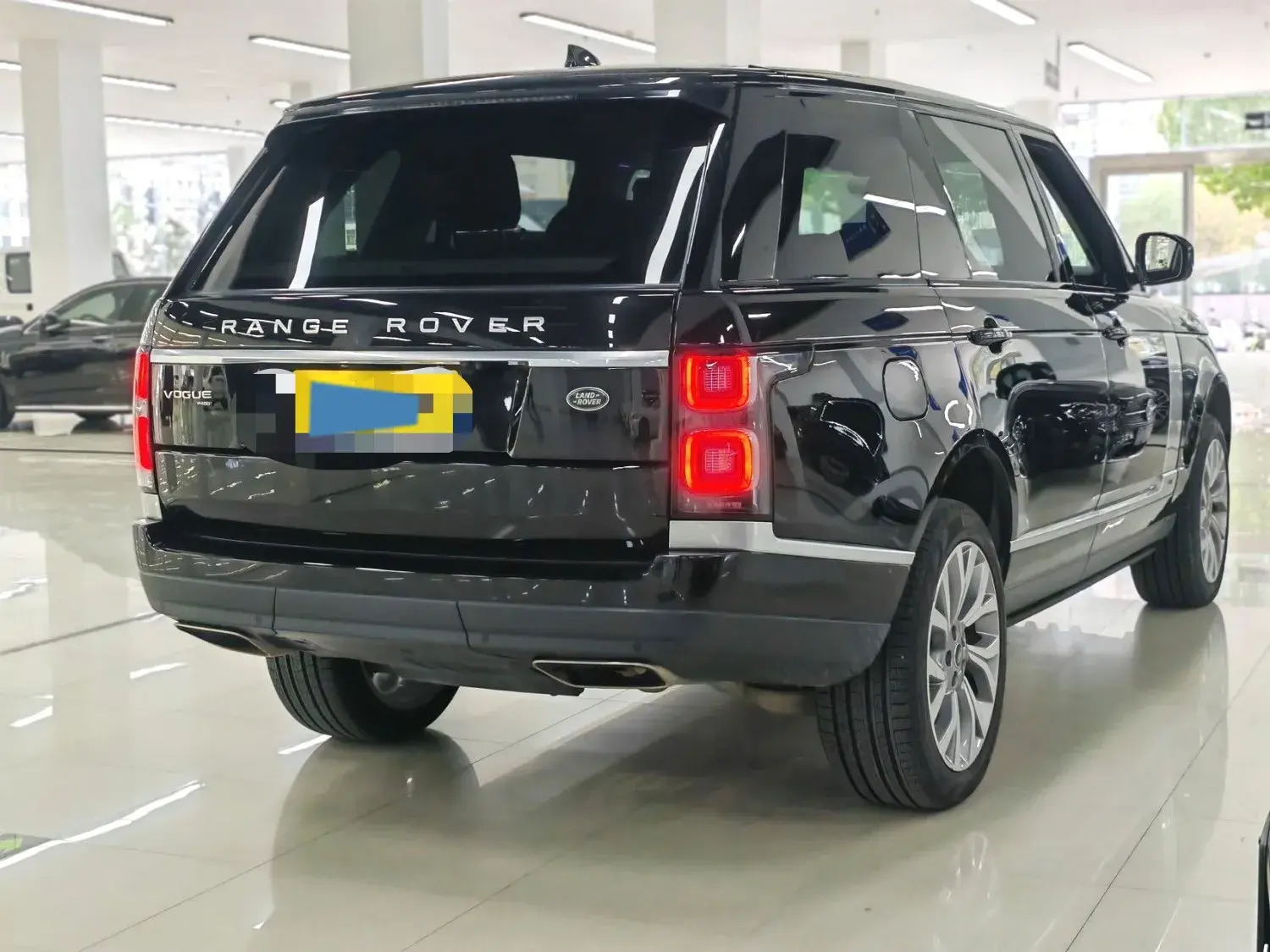 2021 LAND ROVER thumbnail 2