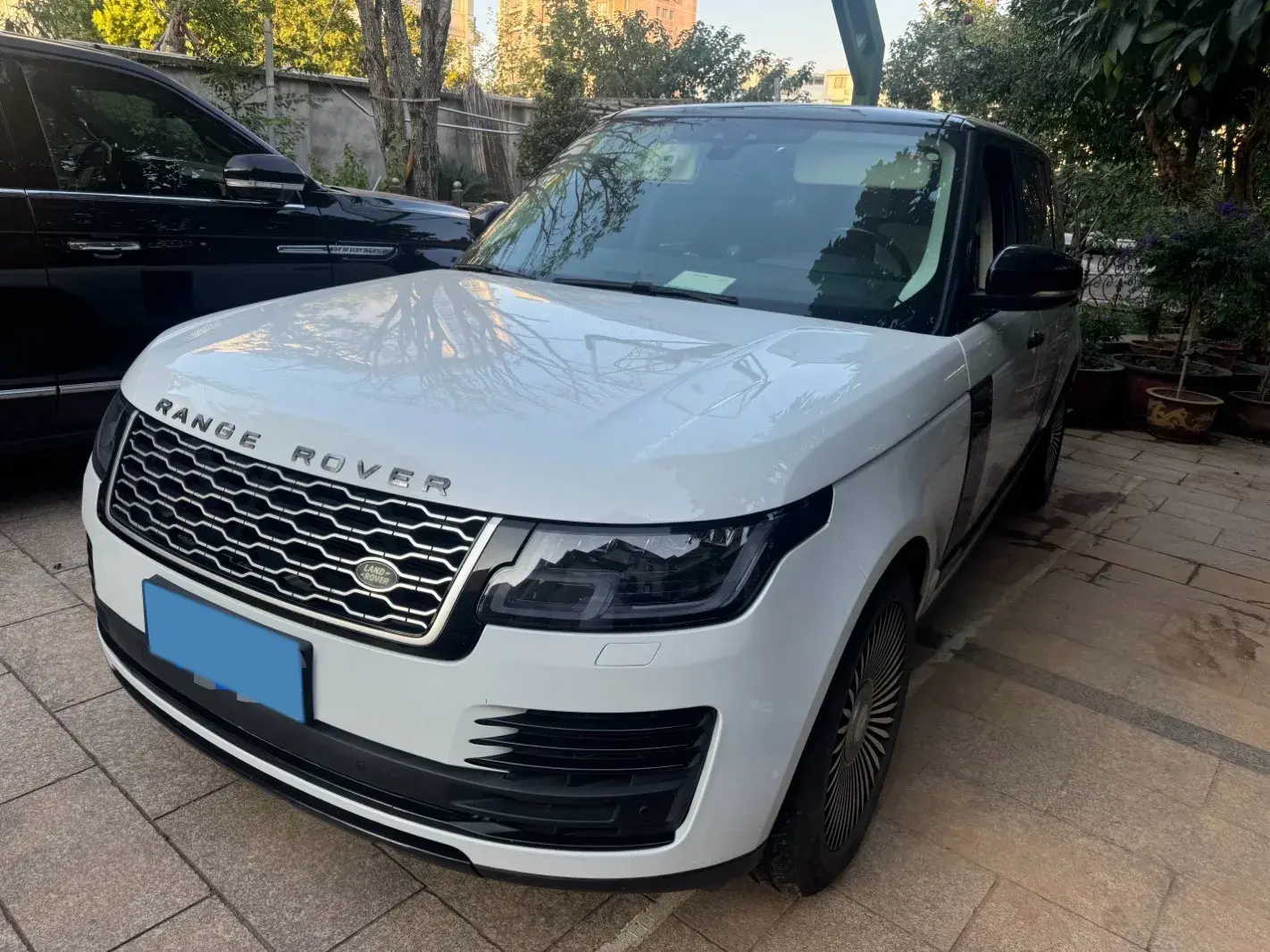 2017 LAND ROVER view 1