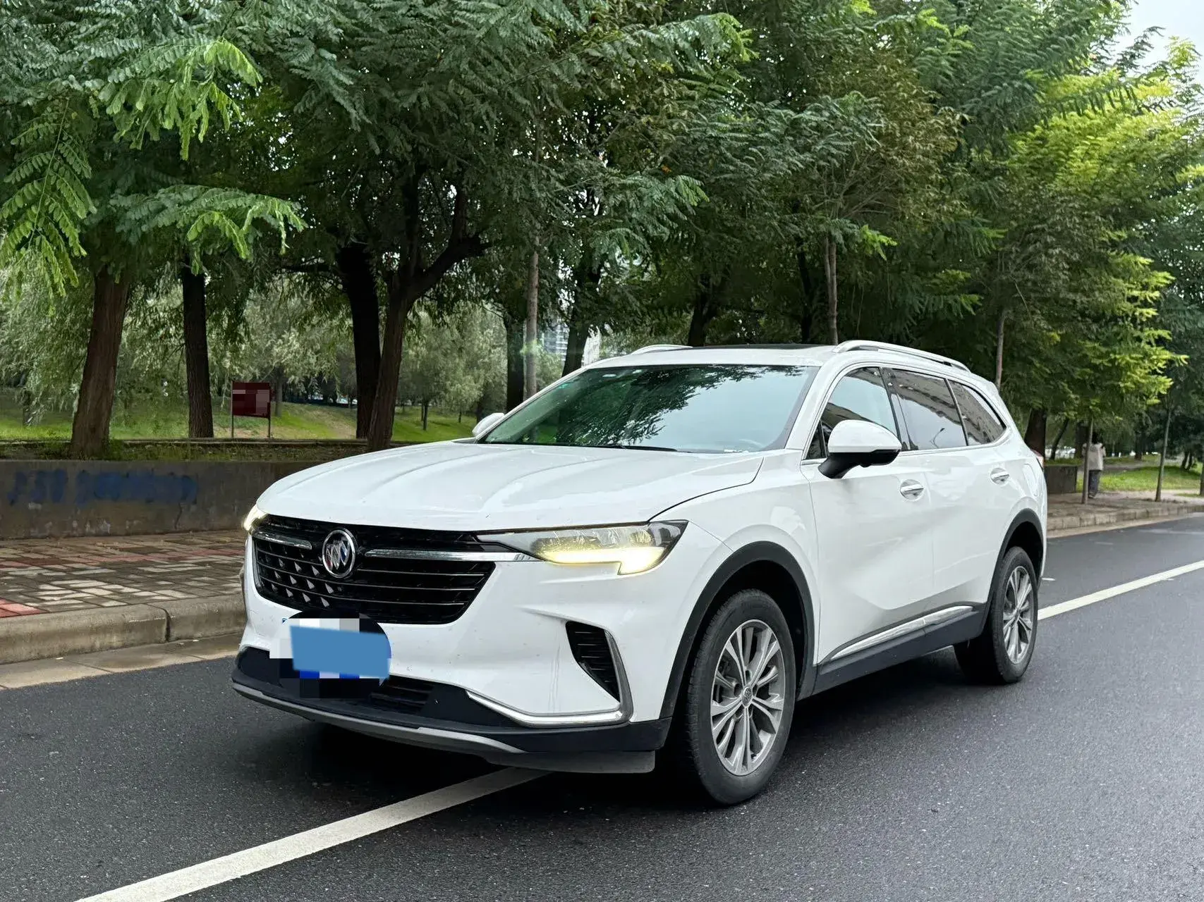 2022 BUICK ENVISIONPLUS view 1